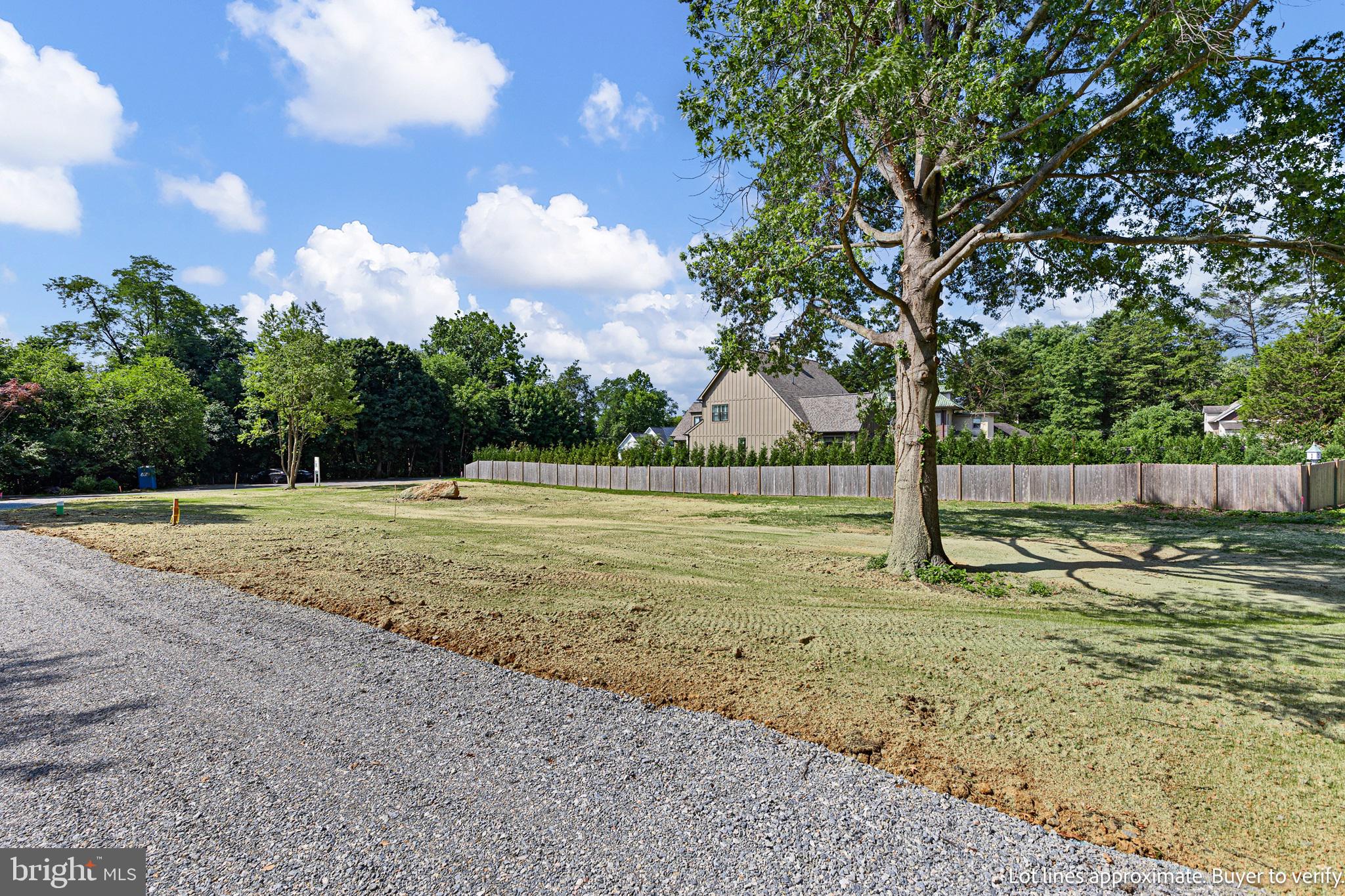 ROCK MANOR - Residential