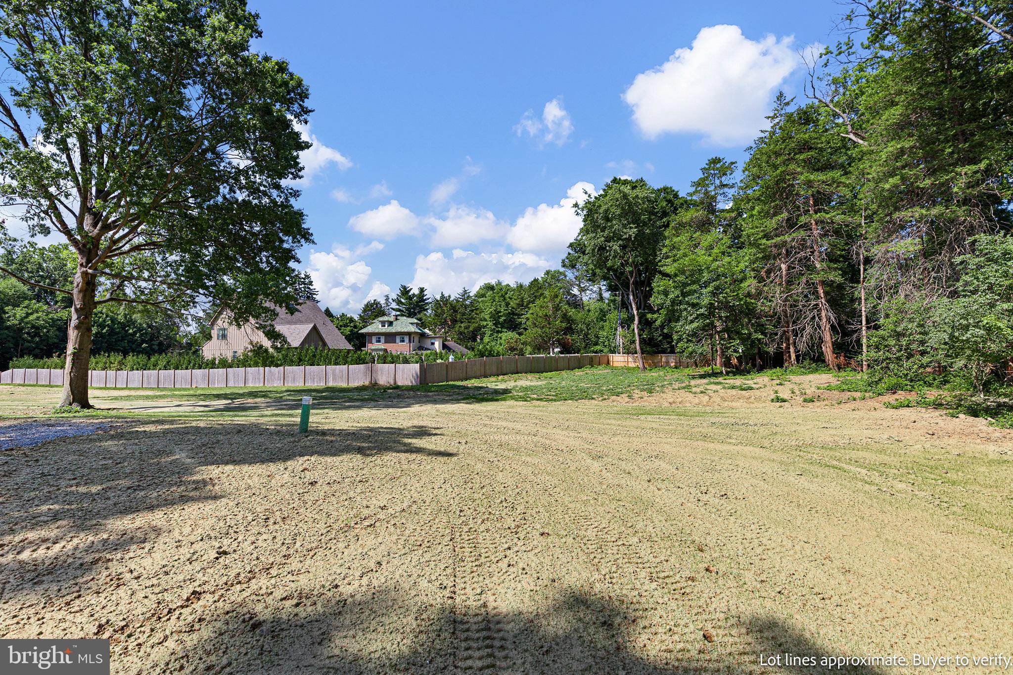 ROCK MANOR - Residential