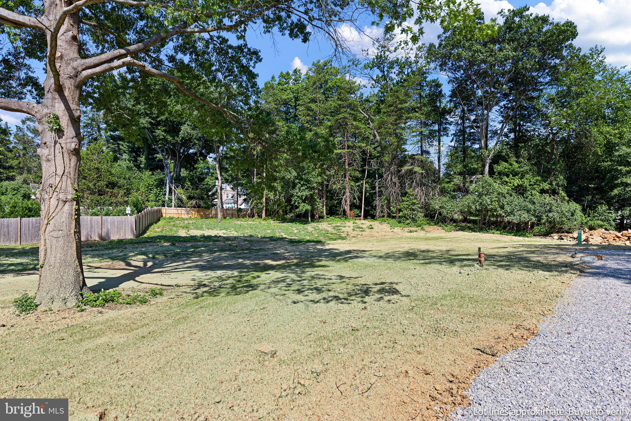 ROCK MANOR - Residential