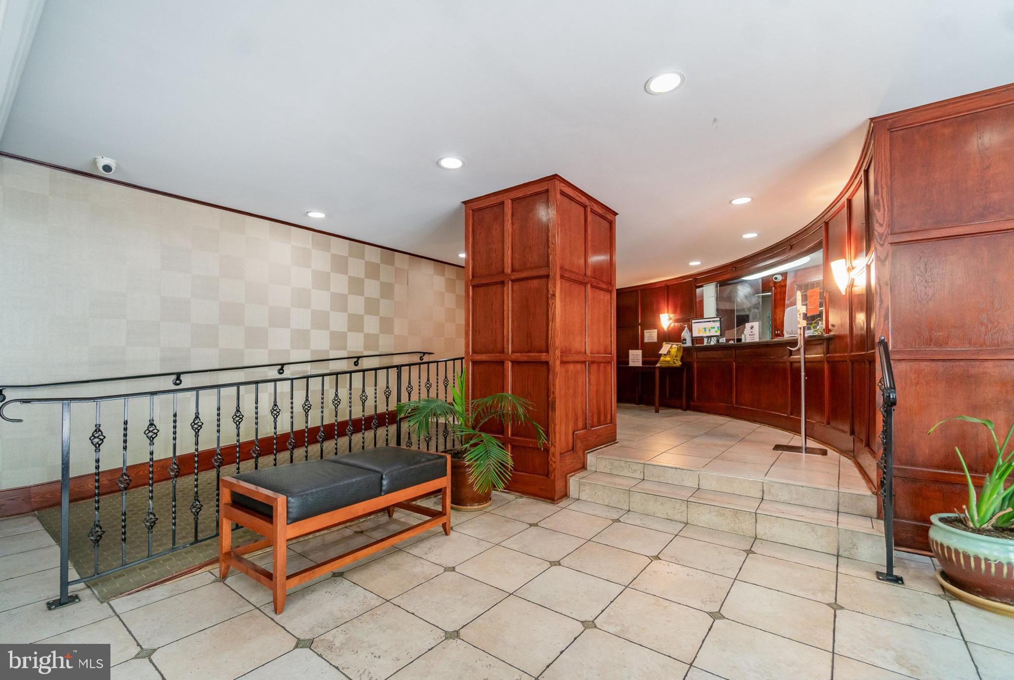 FOGGY BOTTOM - Residential