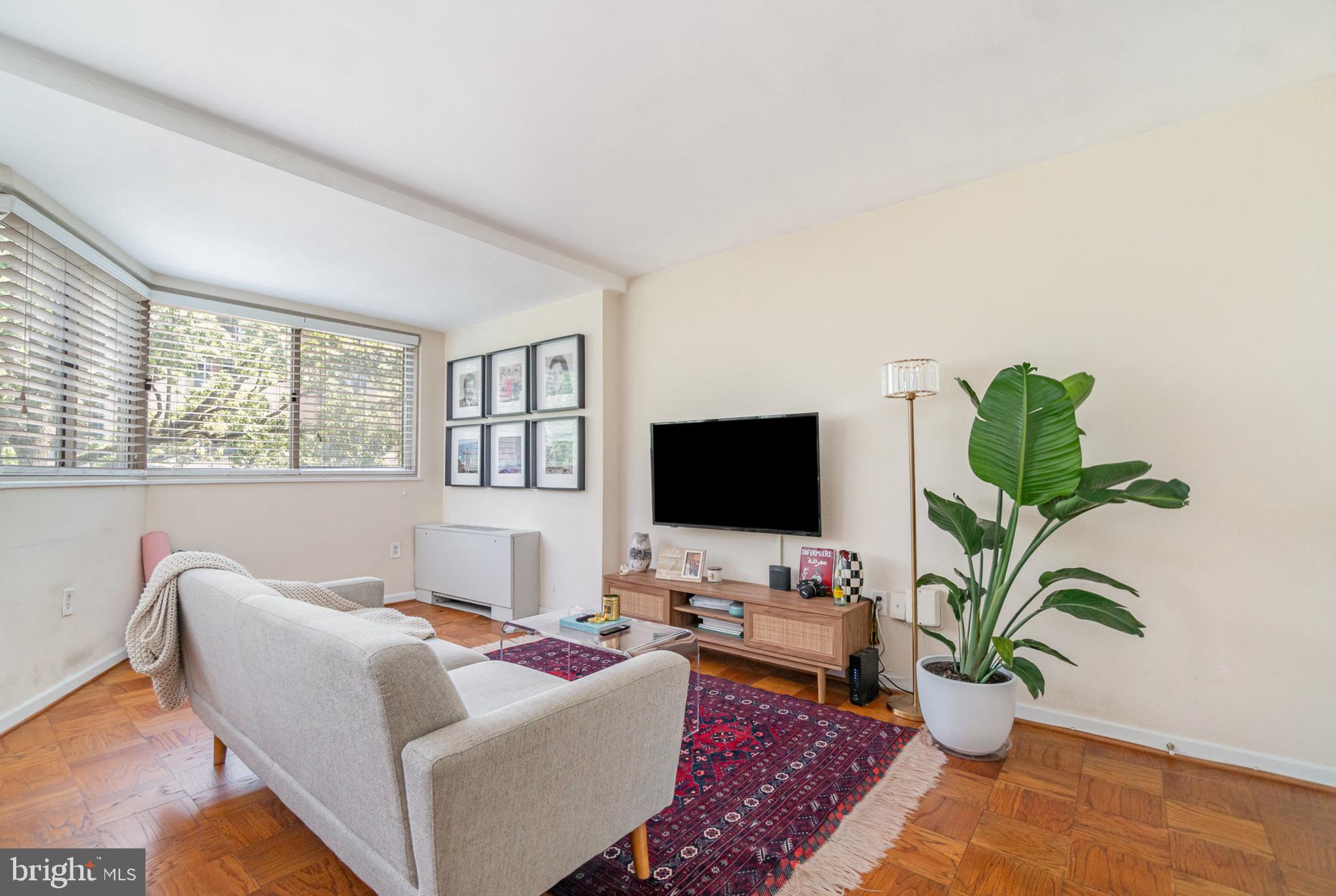 FOGGY BOTTOM - Residential