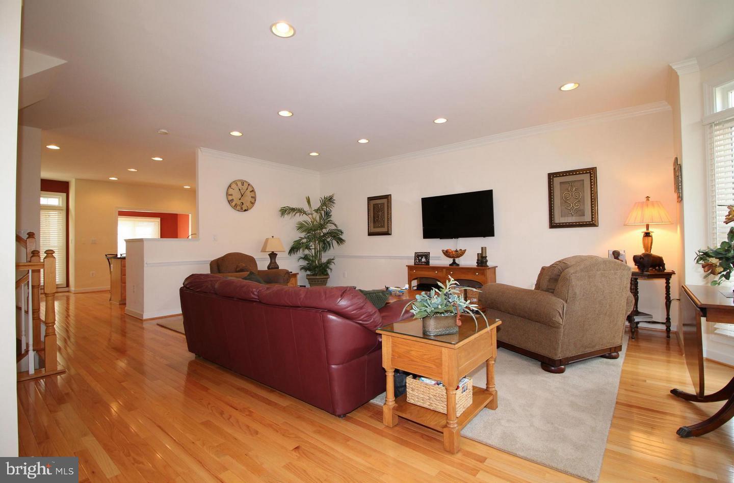 FAIR LAKES - Residential Lease