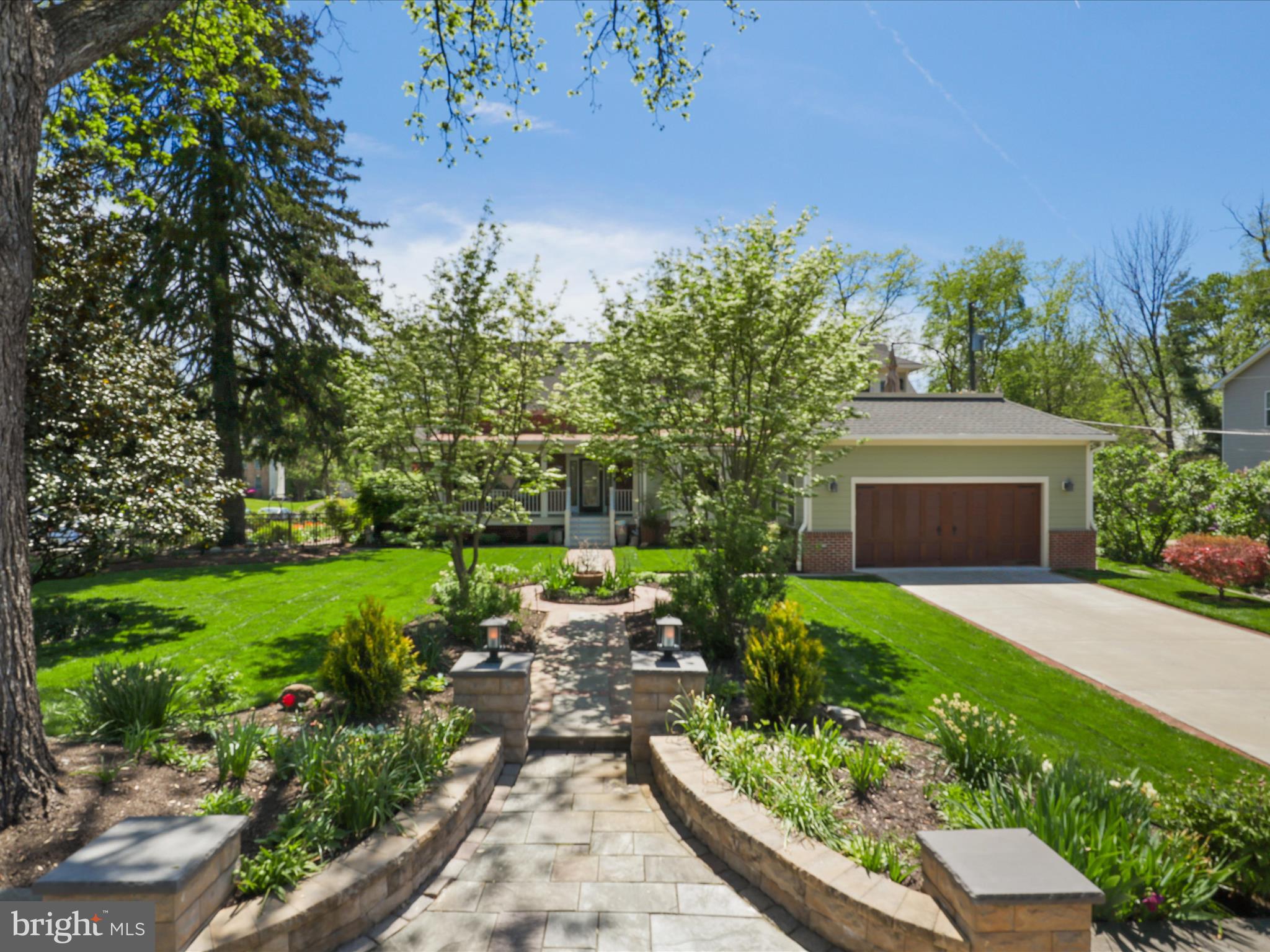 ESTATES AT ORCHARD COURT - Residential