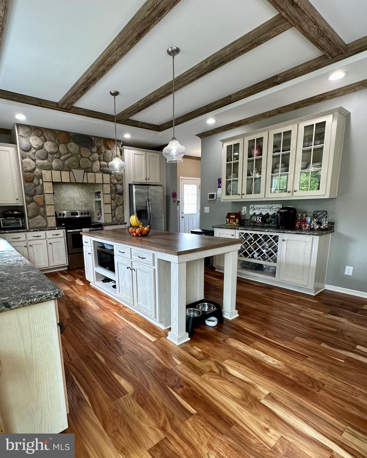 HICKORY RIDGE - Residential Lease