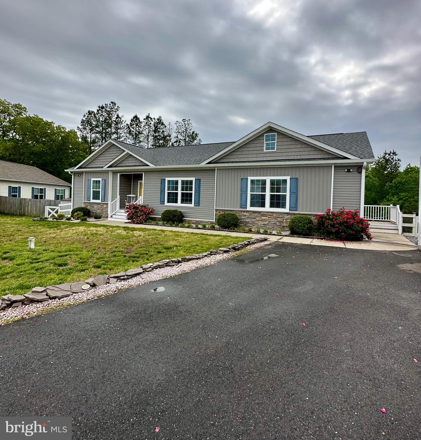 HICKORY RIDGE - Residential Lease