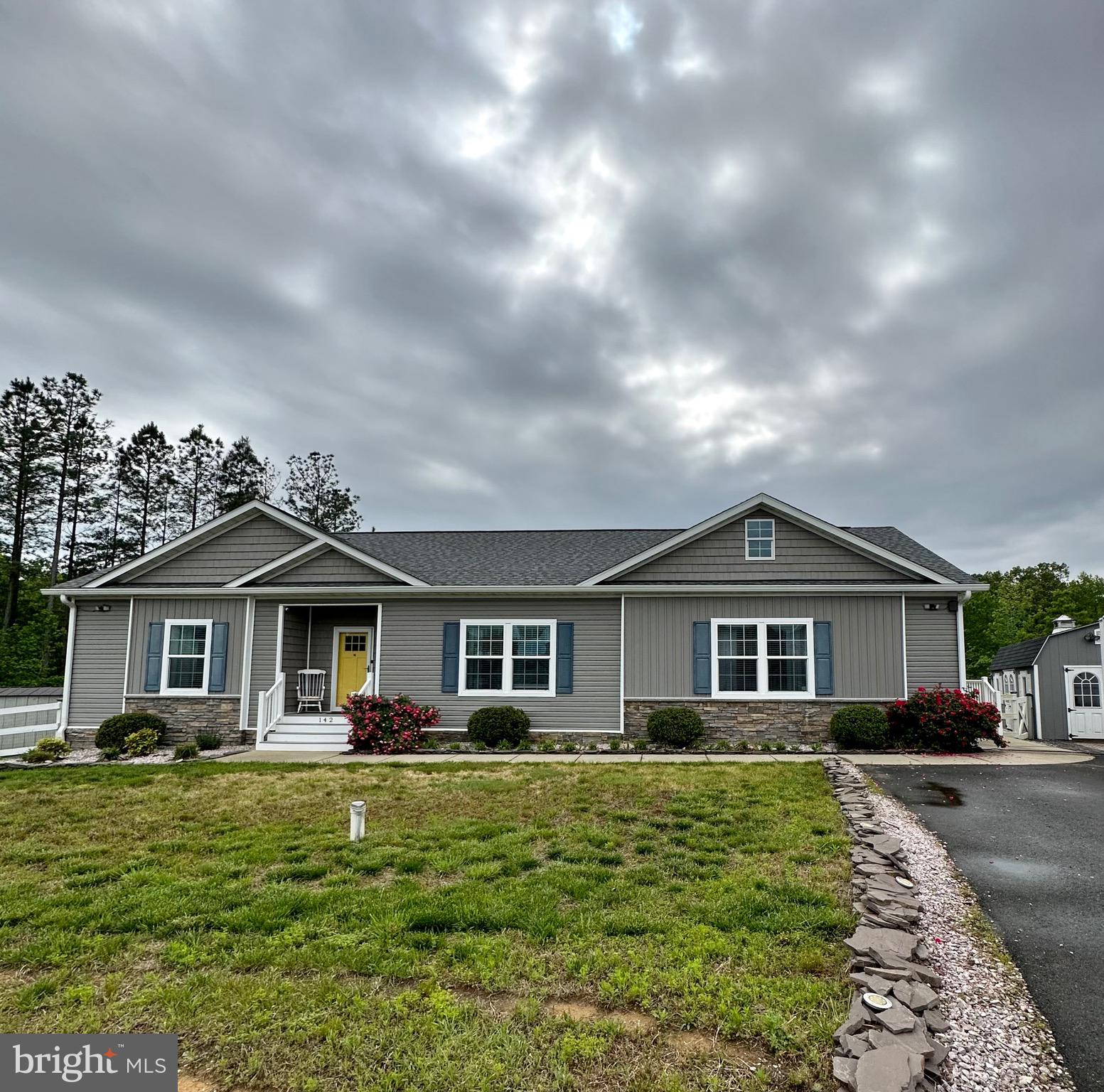 HICKORY RIDGE - Residential Lease