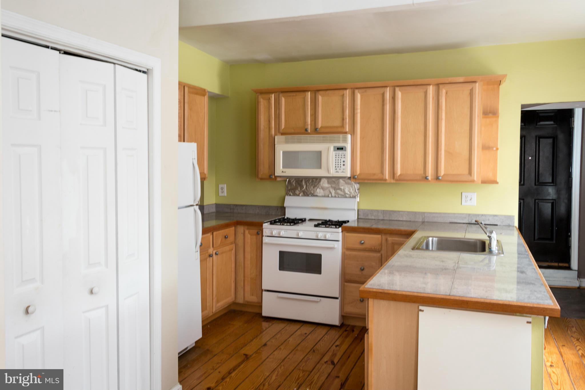 FEDERAL HILL HISTORIC DISTRICT - Residential Lease
