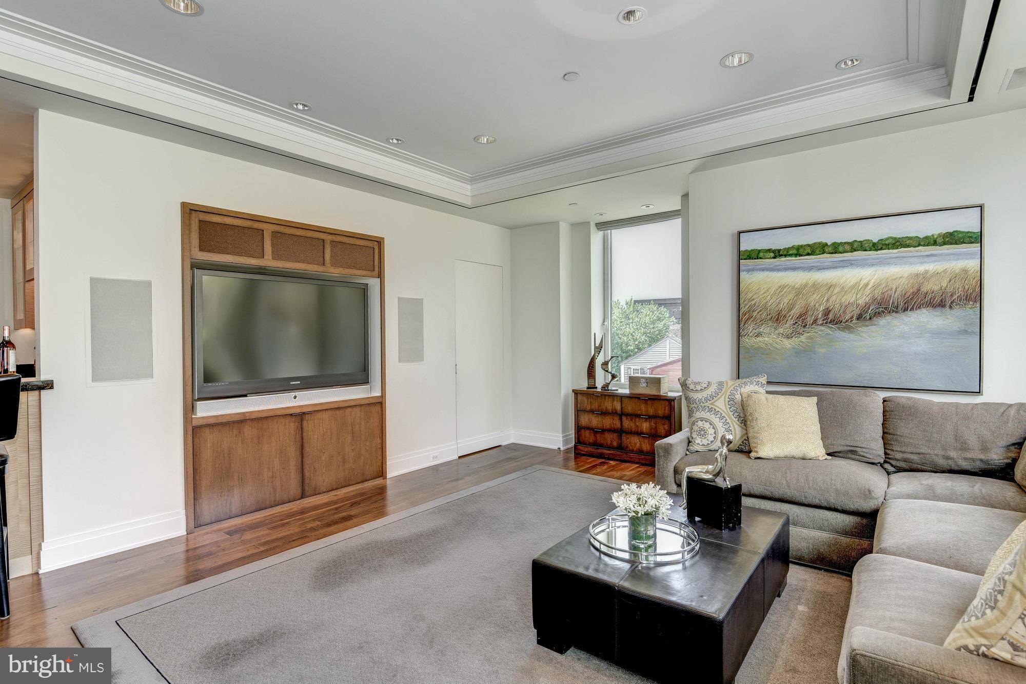 GEORGETOWN - Residential