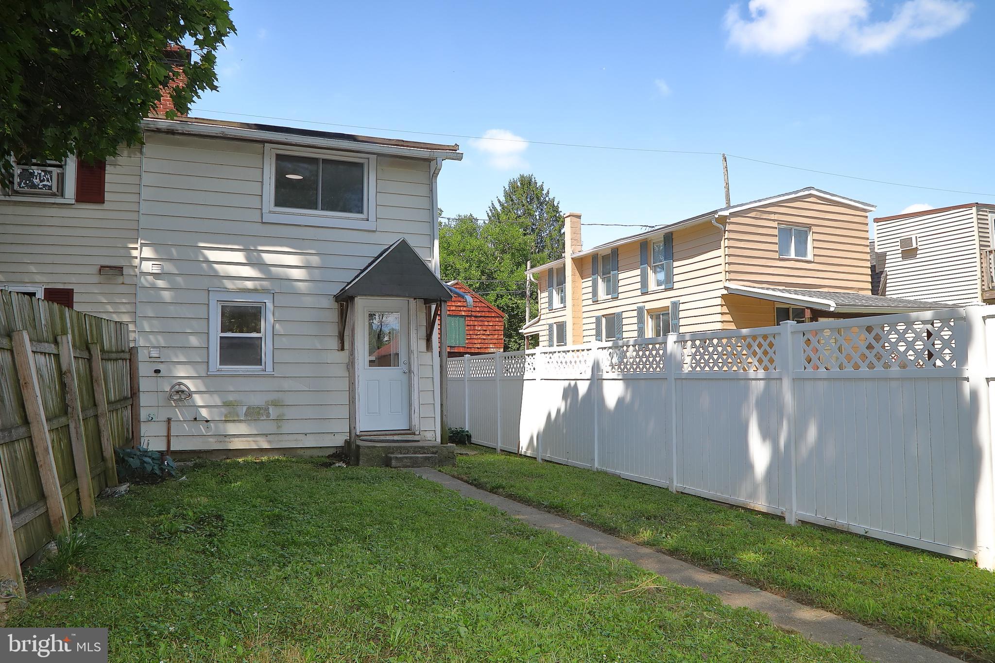 MANHEIM BOROUGH - Residential