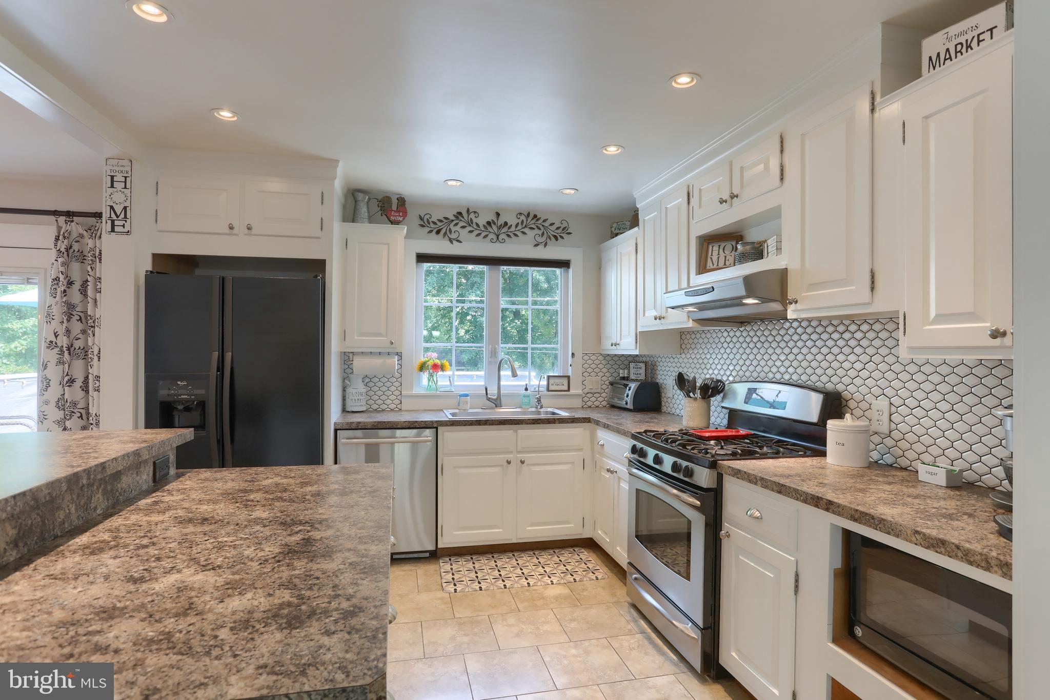 CHADDS FORD - Residential