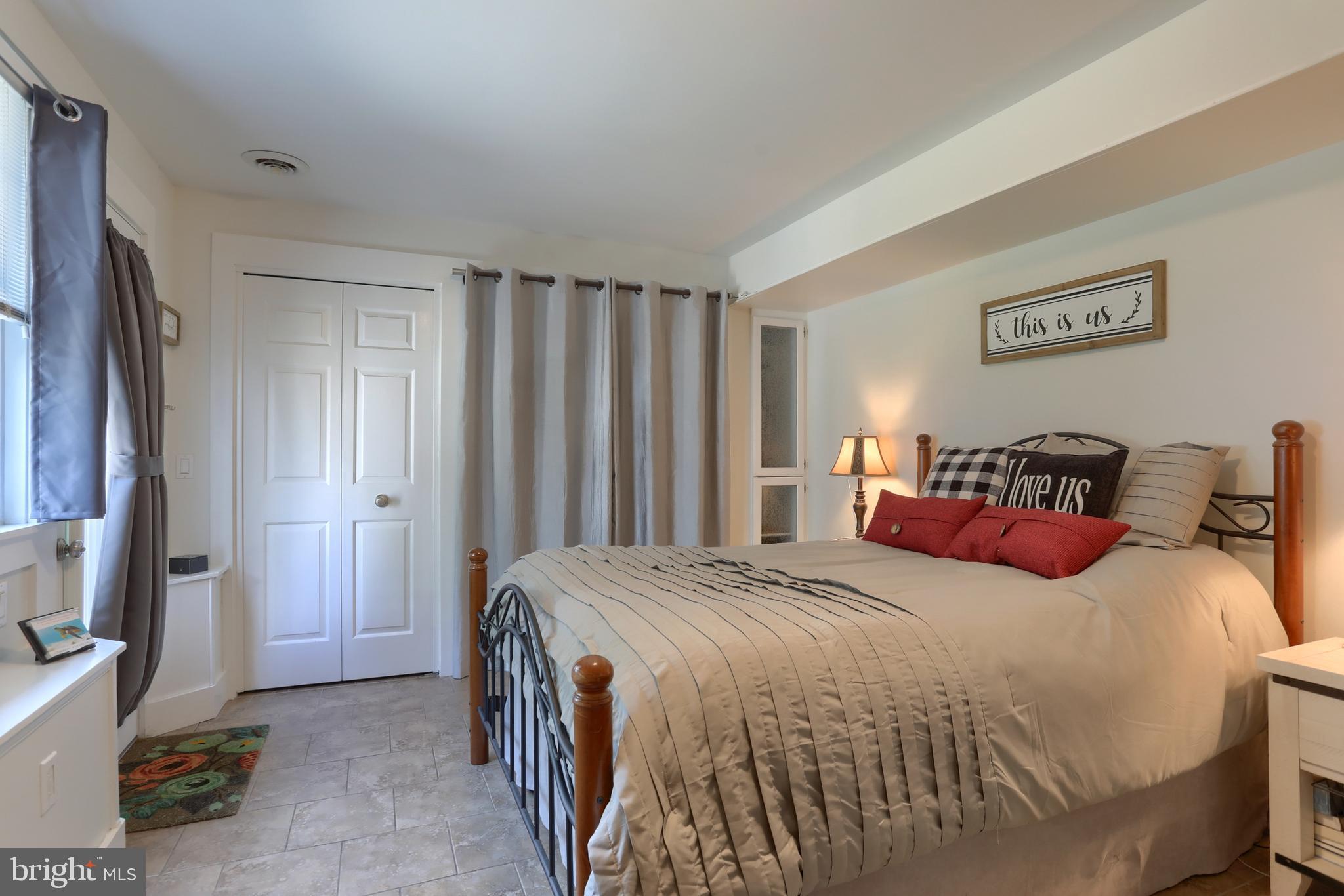 CHADDS FORD - Residential