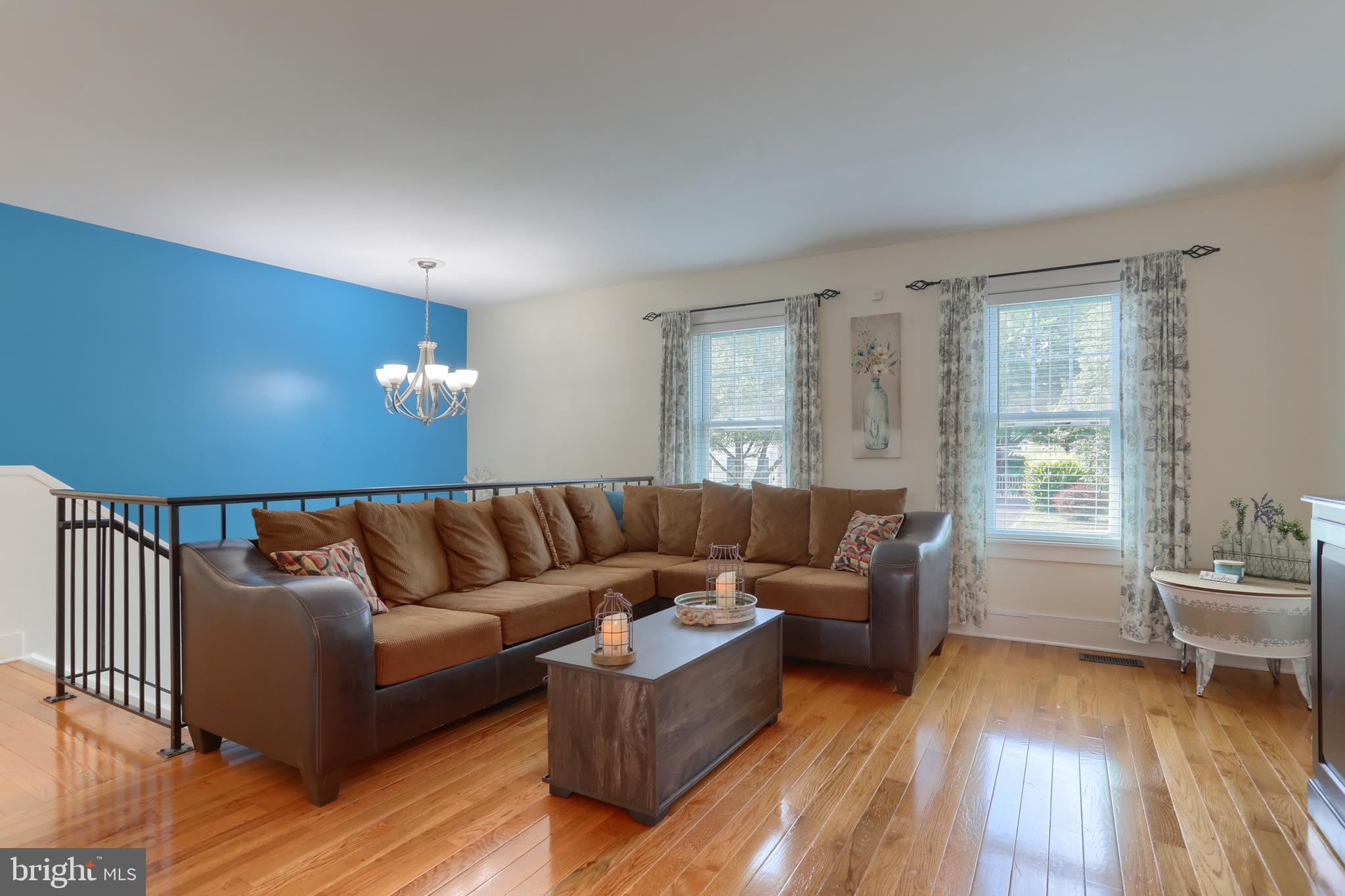 CHADDS FORD - Residential