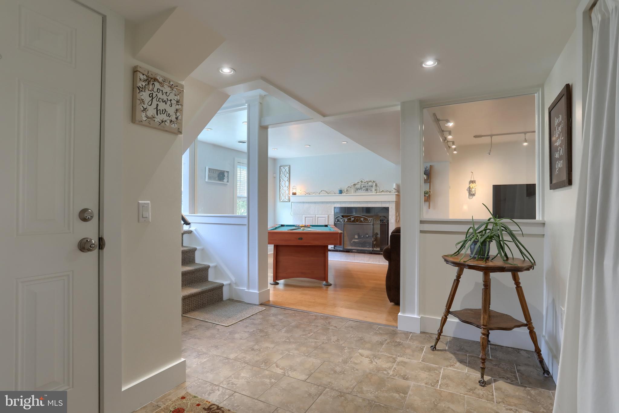 CHADDS FORD - Residential