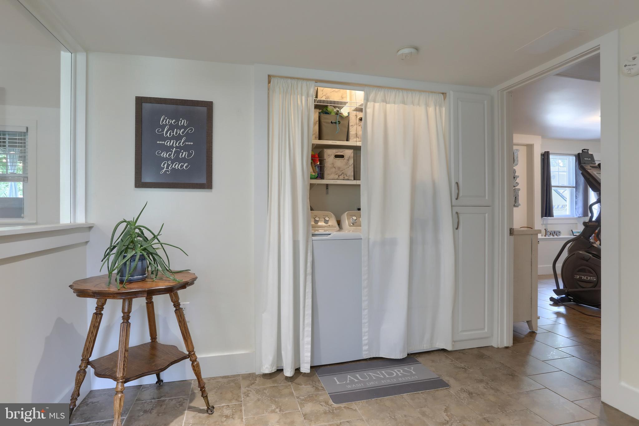CHADDS FORD - Residential