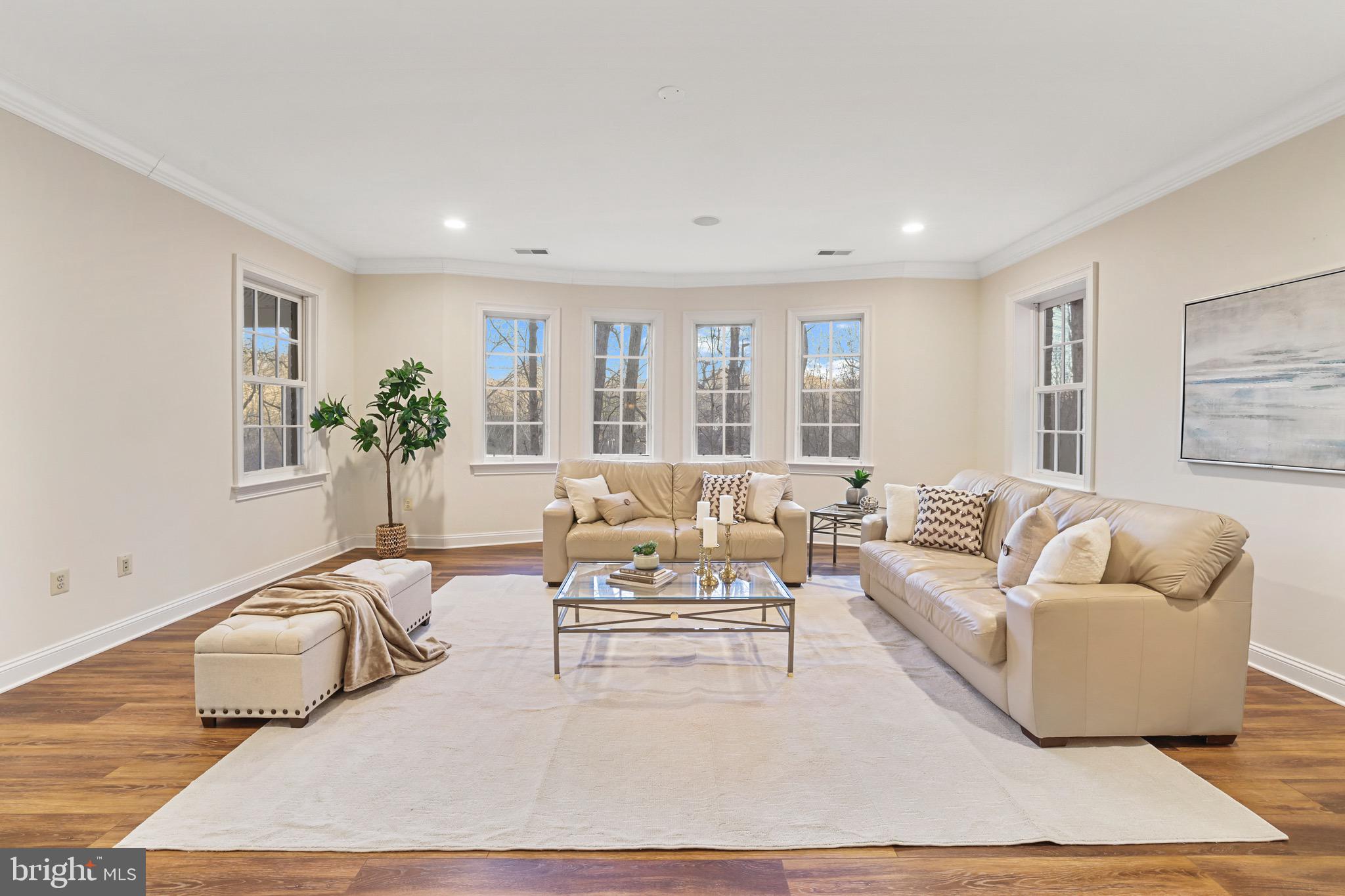THE RESERVE - Residential
