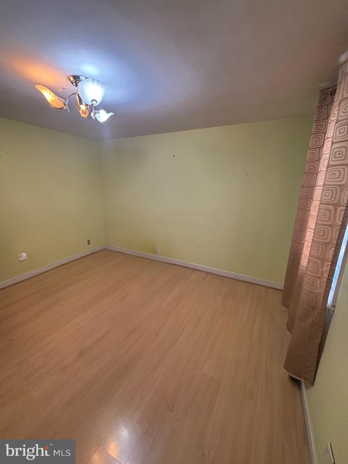 PHILADELPHIA (NORTHEAST) - Residential