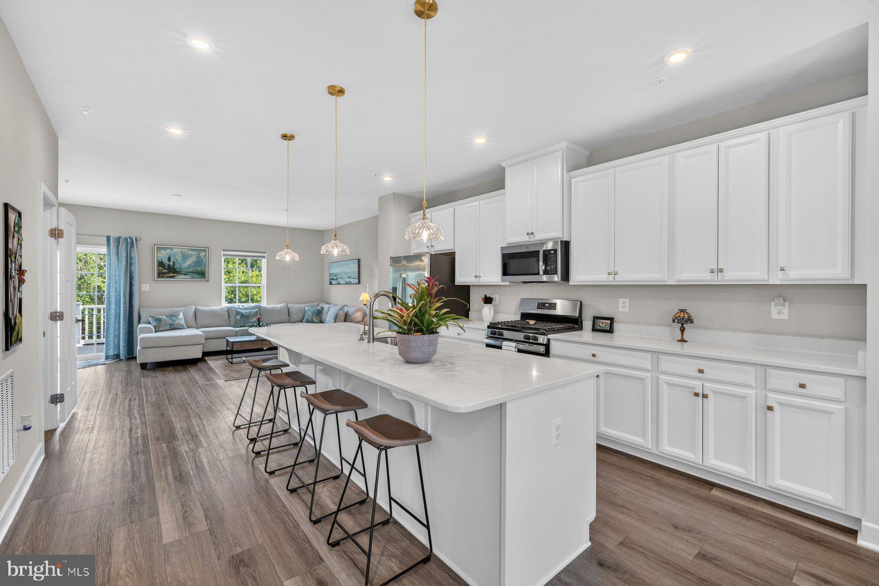 BELLE AIR TOWNHOMES - Residential