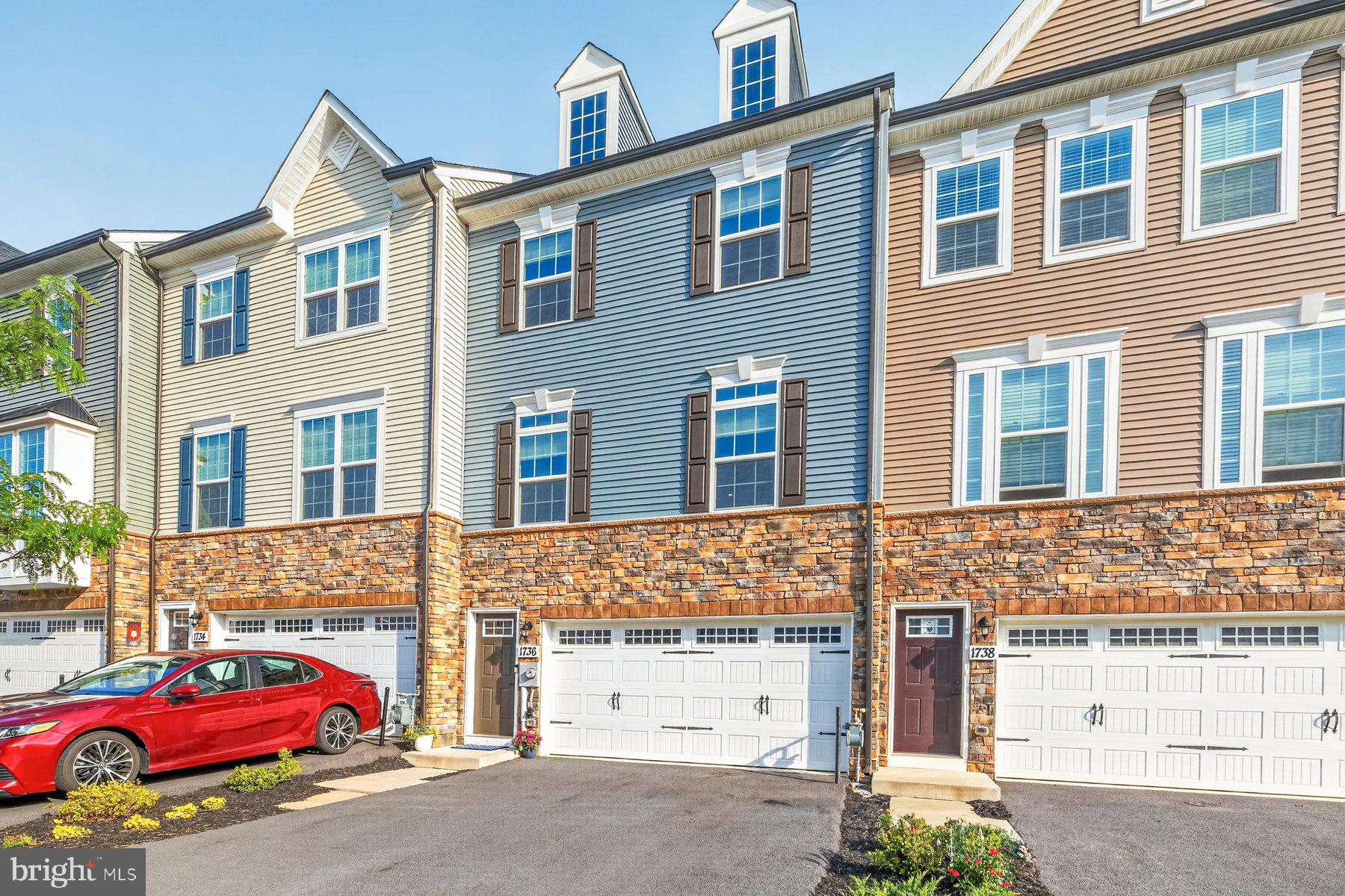 BELLE AIR TOWNHOMES - Residential
