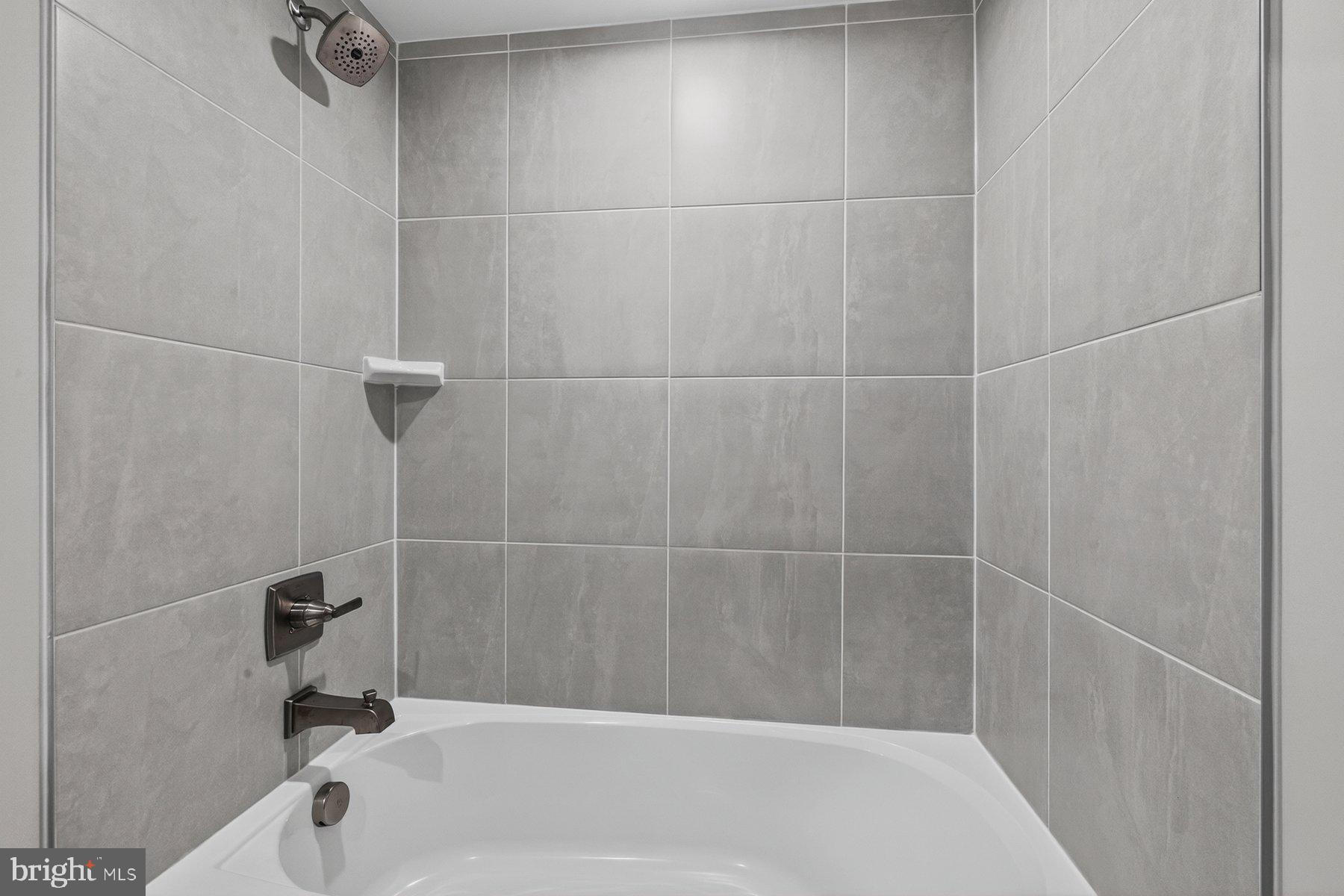 BELLE AIR TOWNHOMES - Residential