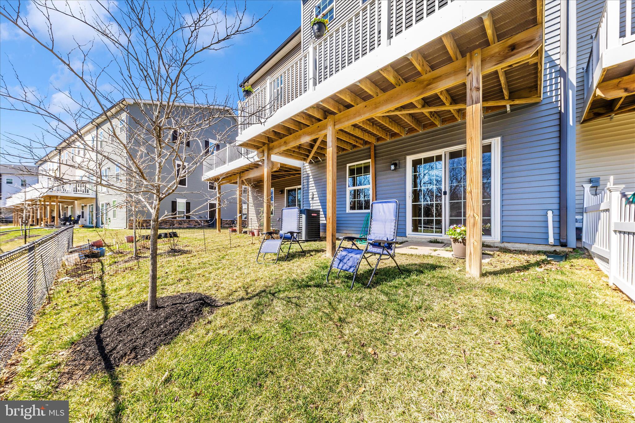 BELLE AIR TOWNHOMES - Residential