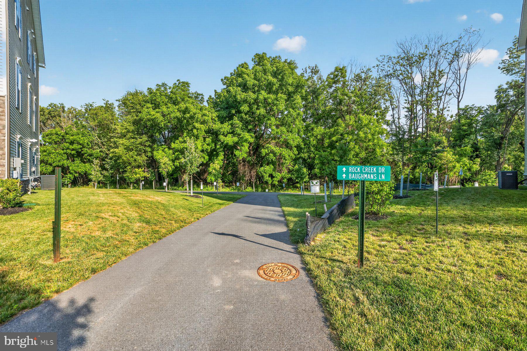BELLE AIR TOWNHOMES - Residential