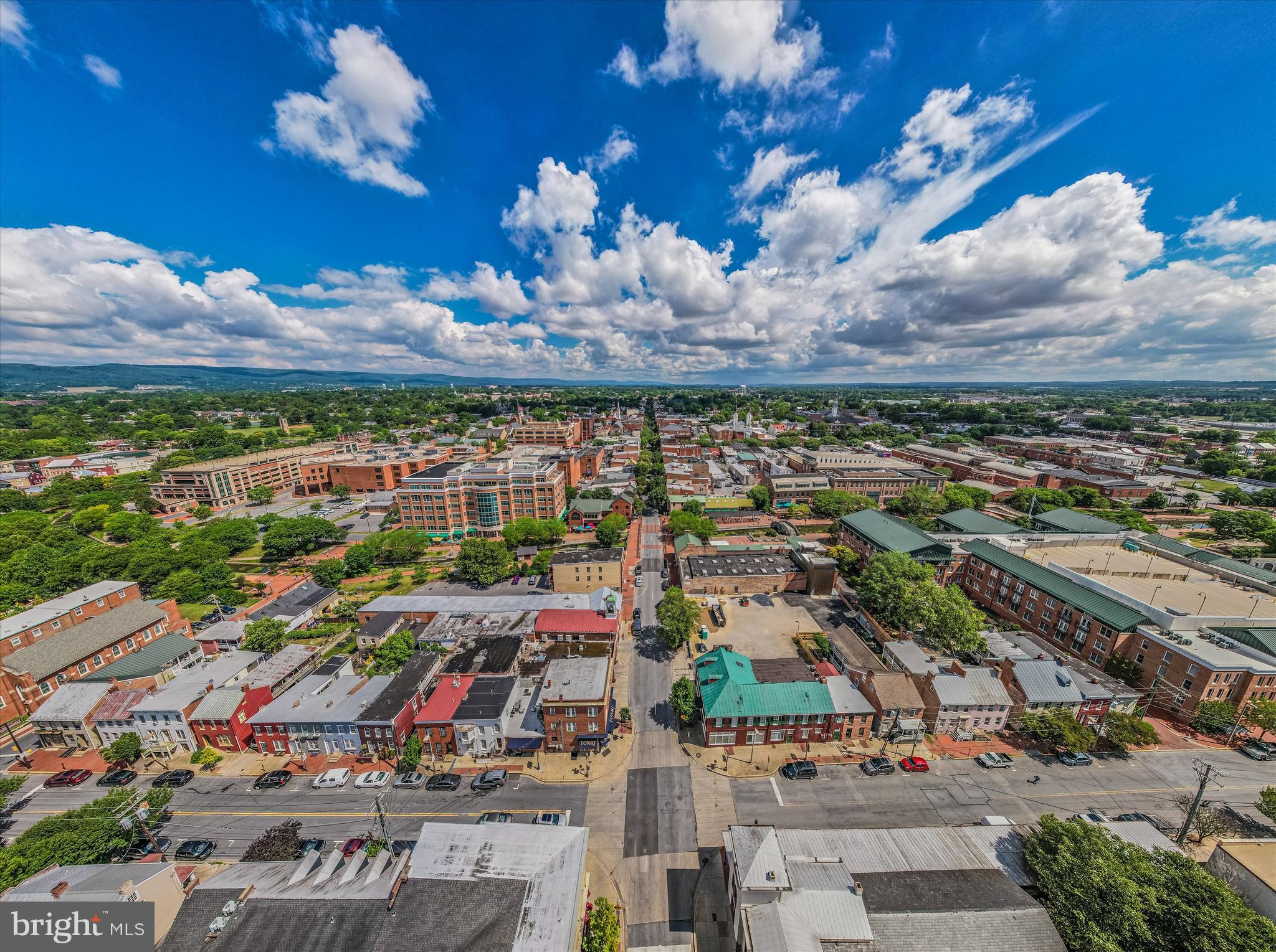 BELLE AIR TOWNHOMES - Residential