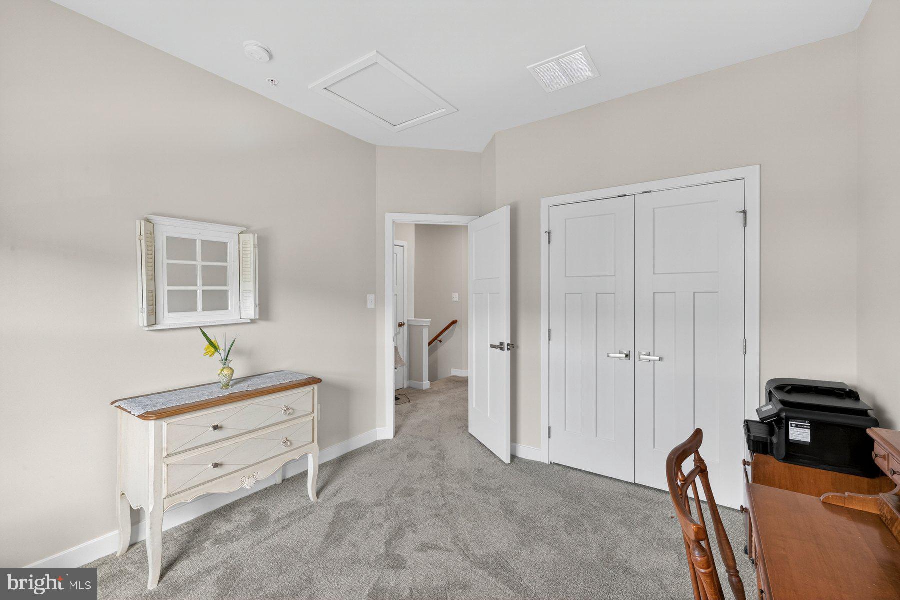 BELLE AIR TOWNHOMES - Residential