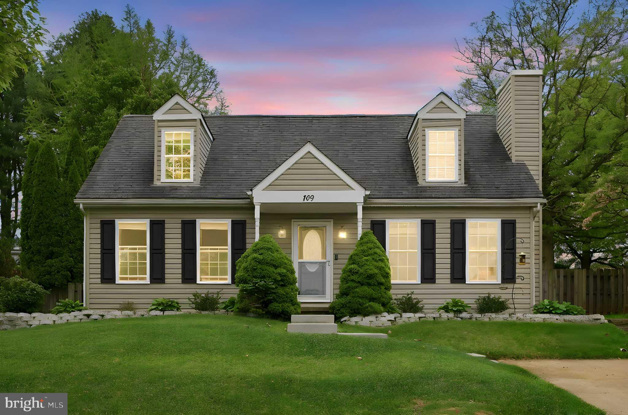 LAUREL VALLEY - Residential