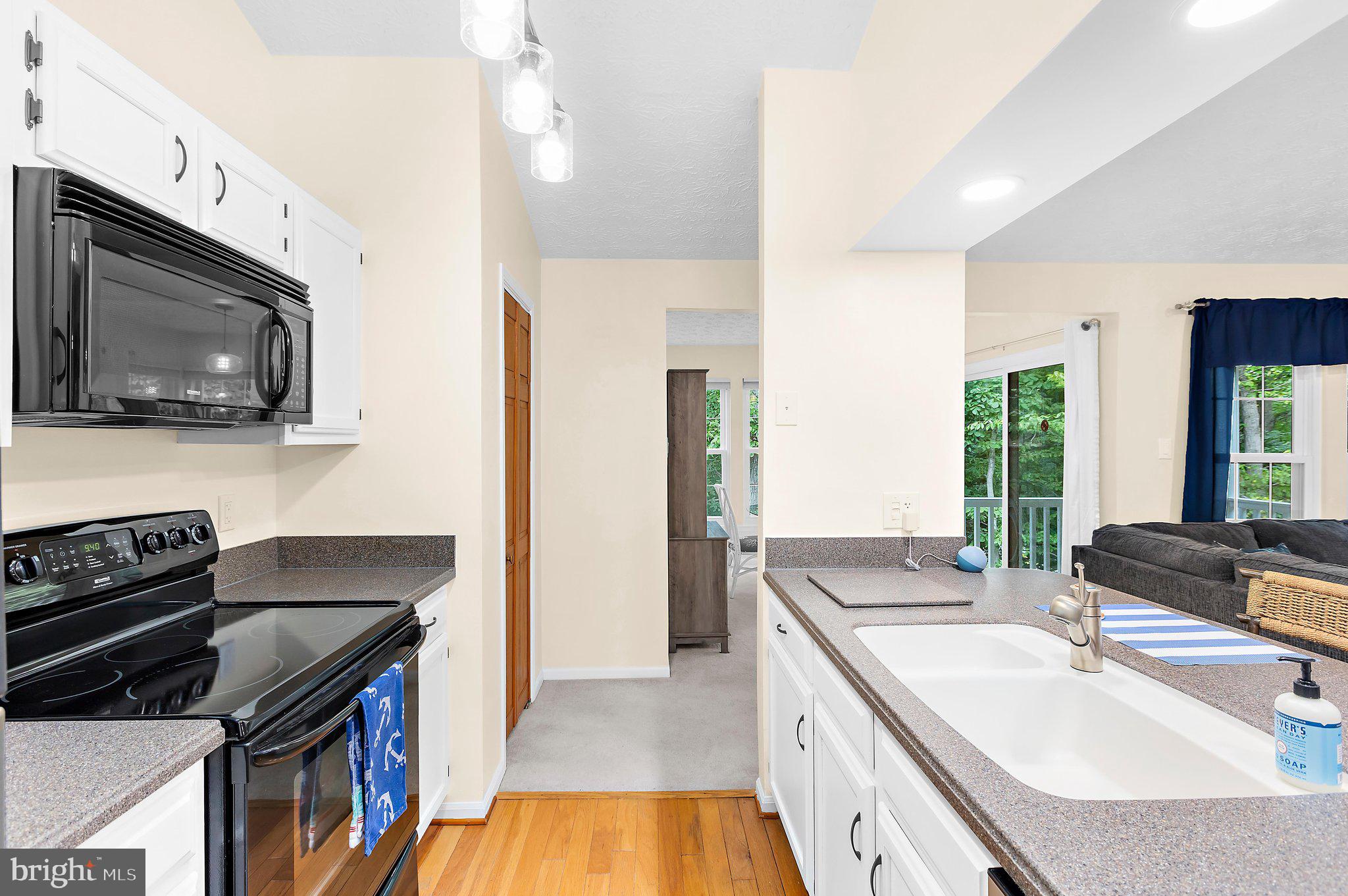 DEEP CREEK COMMONS - Residential