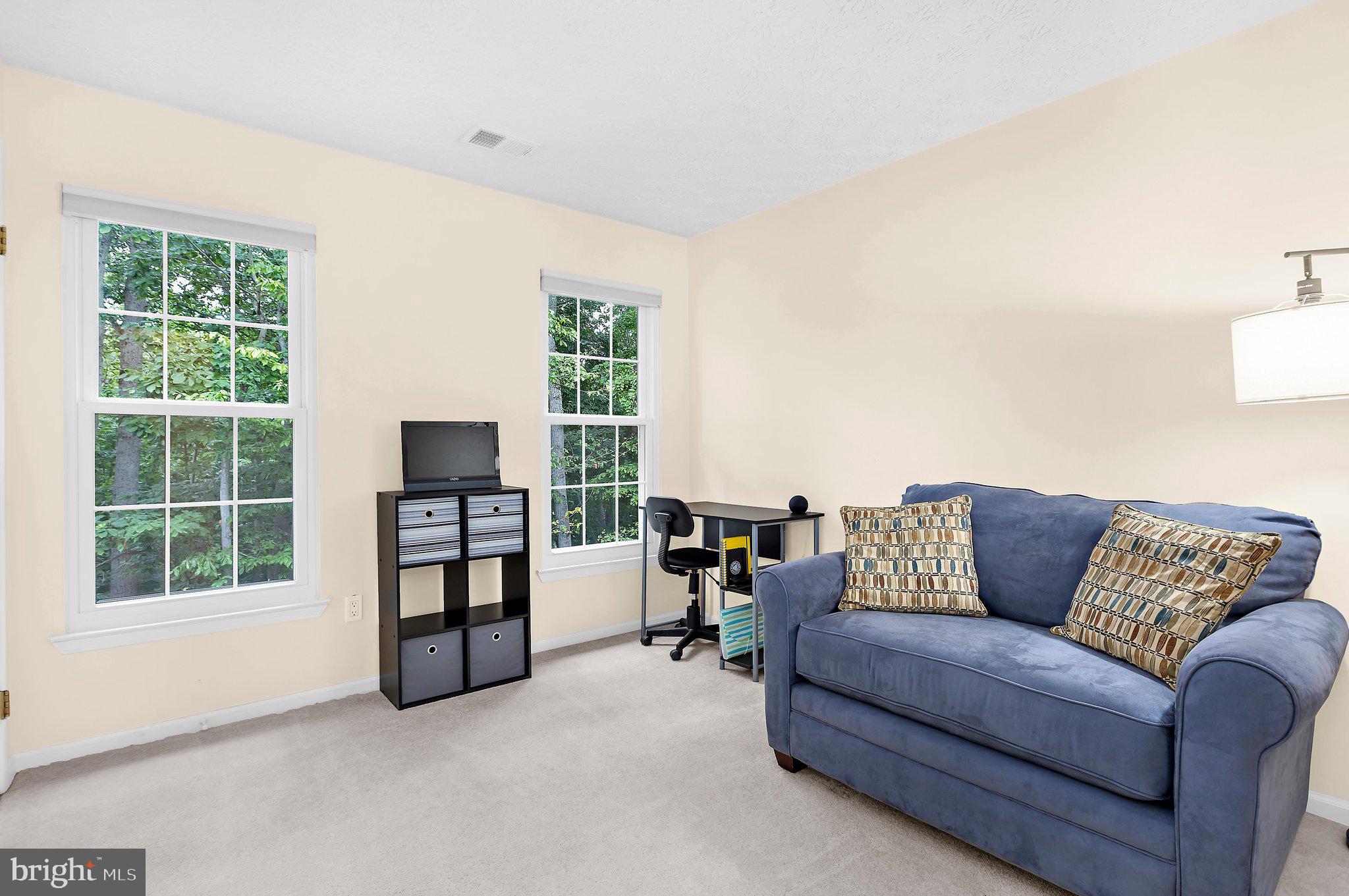 DEEP CREEK COMMONS - Residential