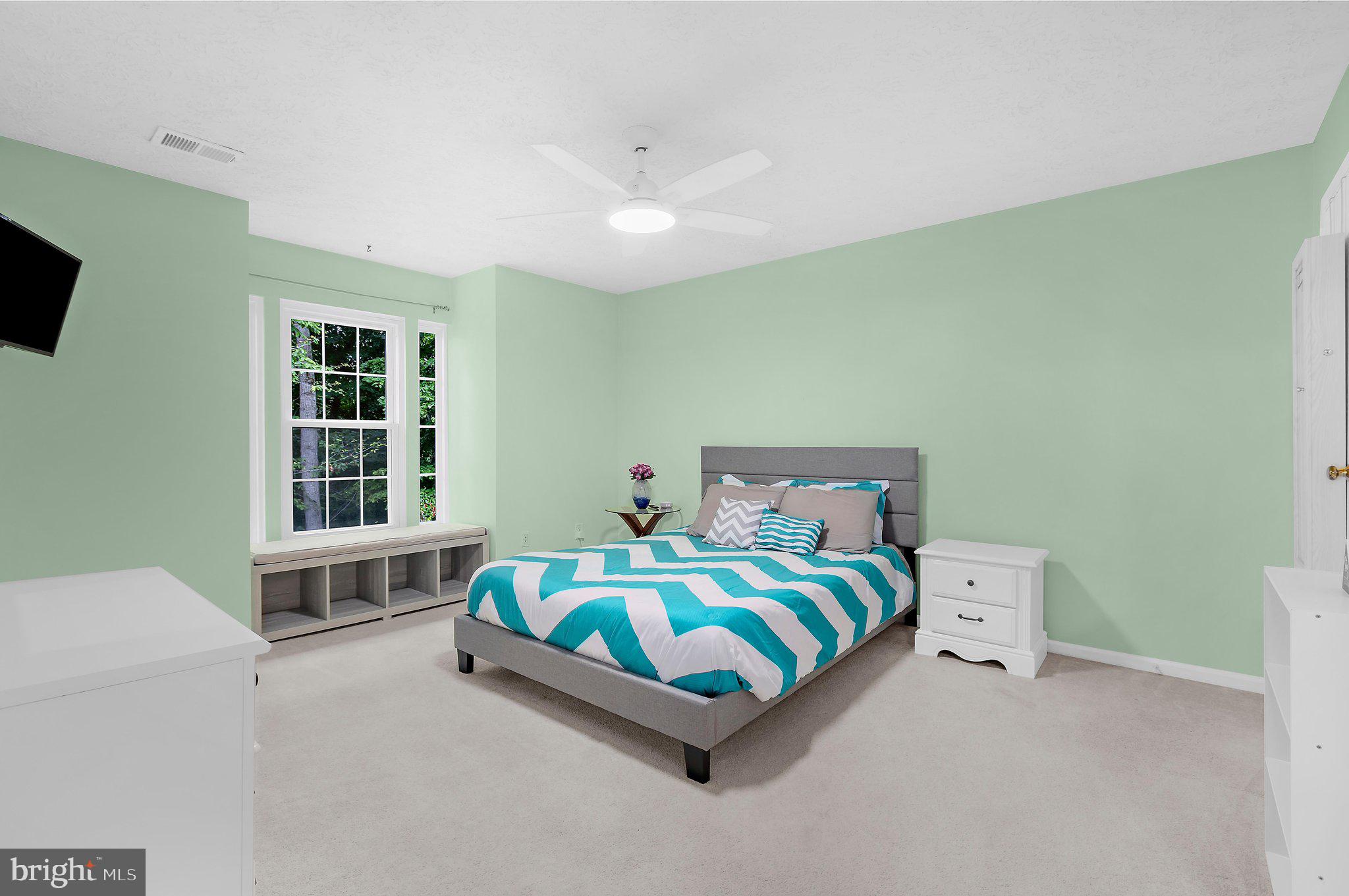 DEEP CREEK COMMONS - Residential