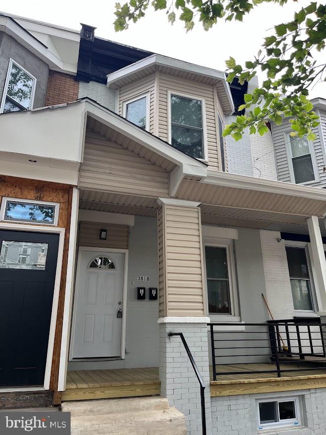 Investors!! Package deal!! Legally zoned duplex and triplex for sale in a rapidly appreciating pocket. Priced at $90,000 a unit. Buyer will receive lead certs, rental licenses and leases prior to closing. 

Enjoy appreciation while  cash flowing. Properties are one block away from each other.

3818 N Park -  2 br upstairs and 1br unit on first floor. W/d in each unit and central air.

1242 W Airdrie St - 2br first floor and 2 1br units on second floor, wall heaters and shared laundry.

Showings for serious buyers only. Thank you!