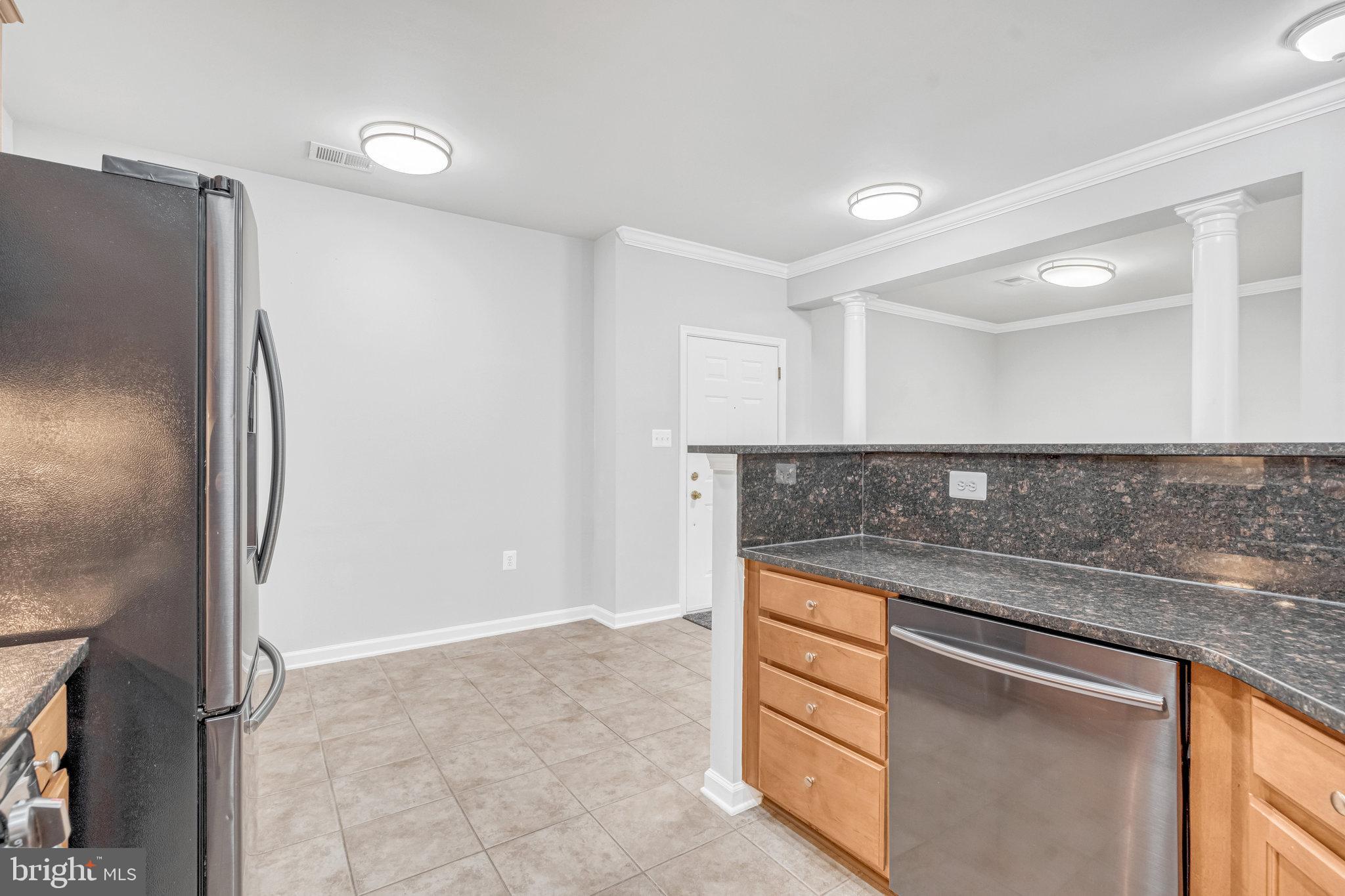 THE RESERVE CONDOMINIUMS - Residential Lease