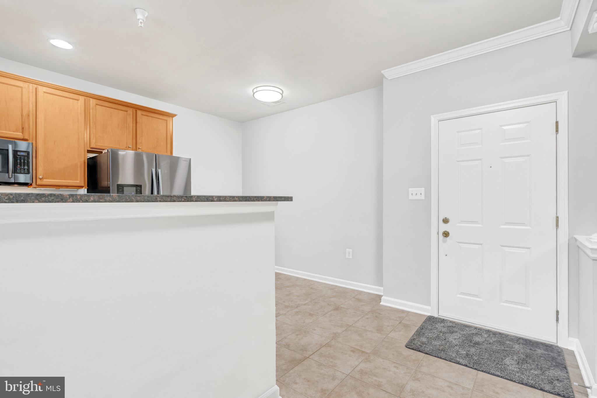 THE RESERVE CONDOMINIUMS - Residential Lease