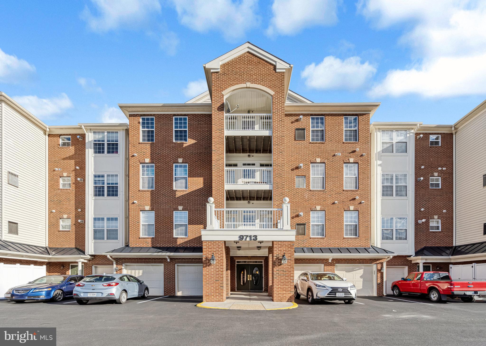 THE RESERVE CONDOMINIUMS - Residential Lease