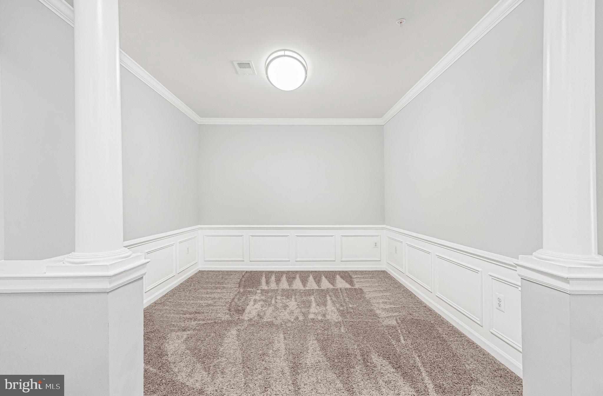 THE RESERVE CONDOMINIUMS - Residential Lease