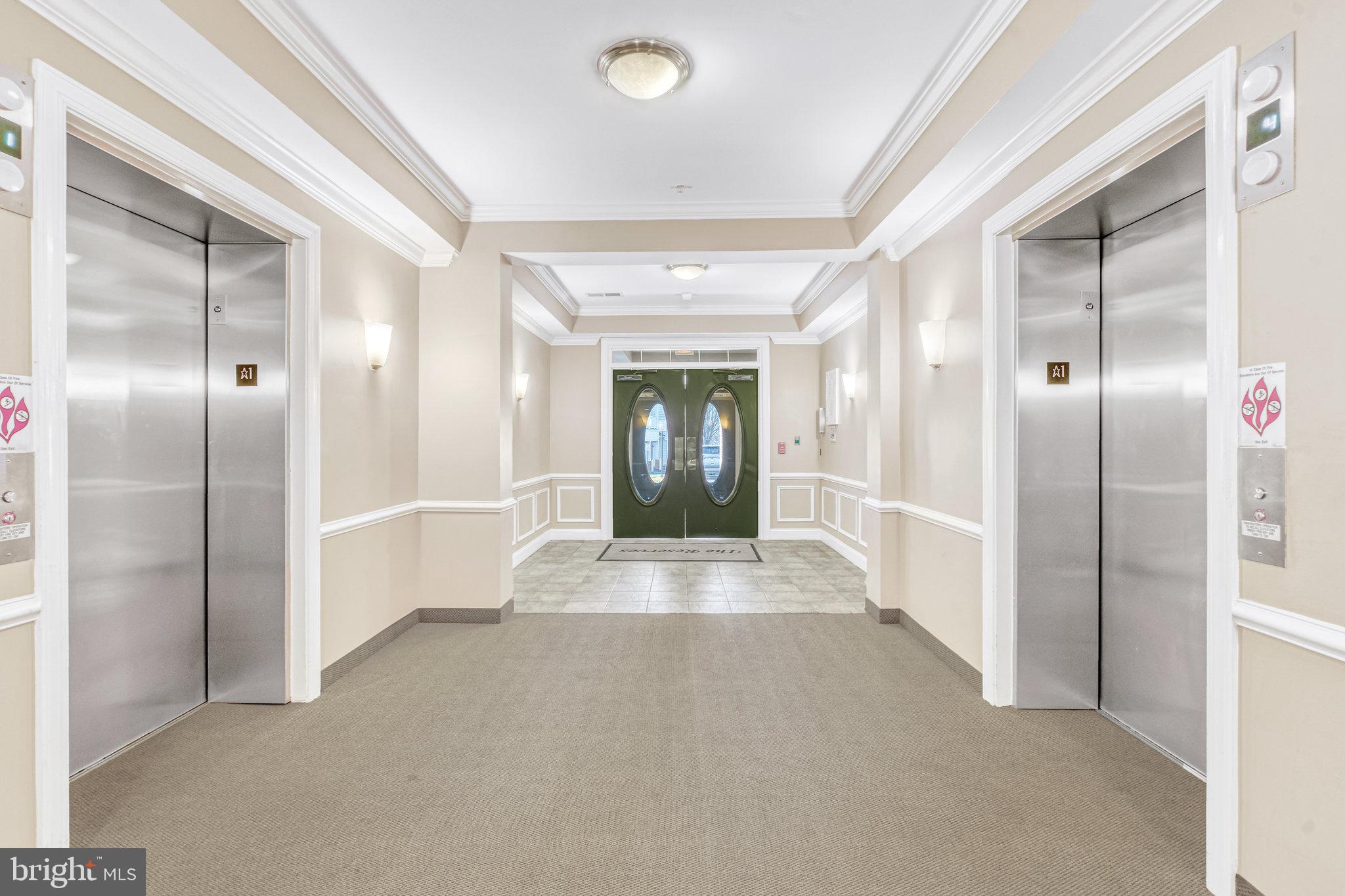 THE RESERVE CONDOMINIUMS - Residential Lease