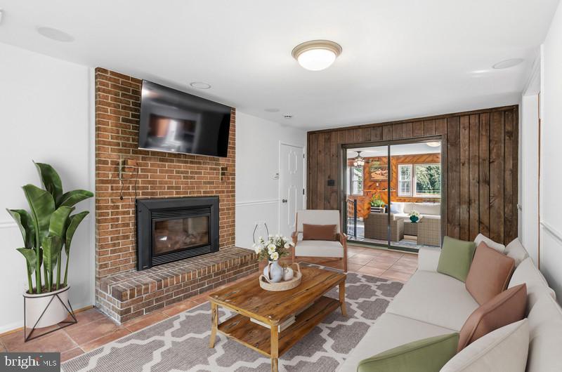 HUNTER GREEN - Residential