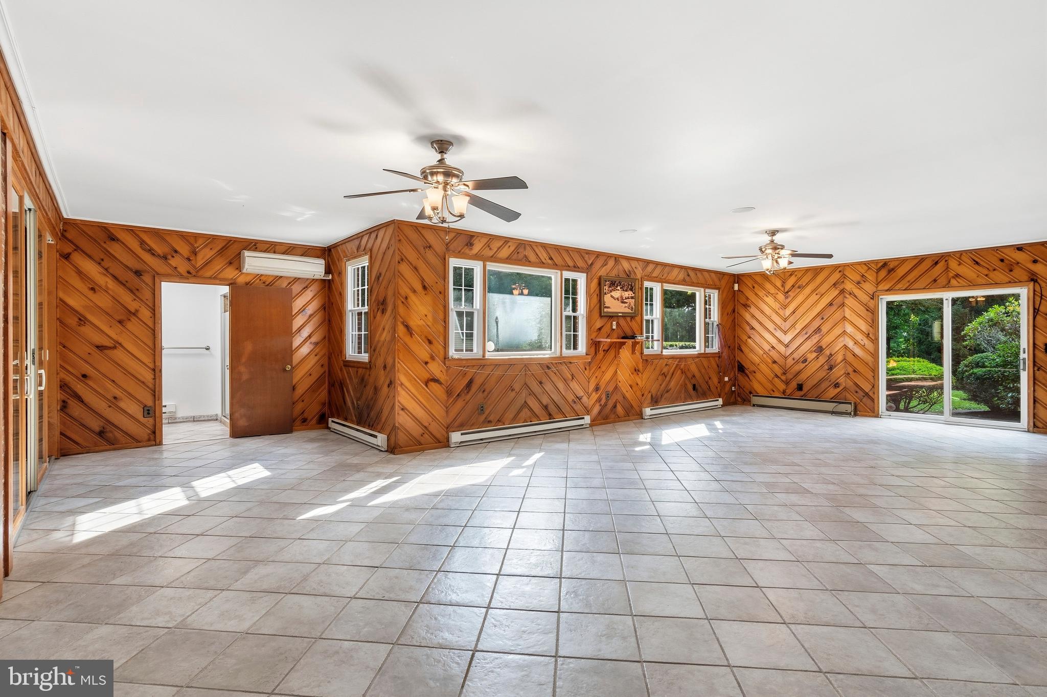 HUNTER GREEN - Residential