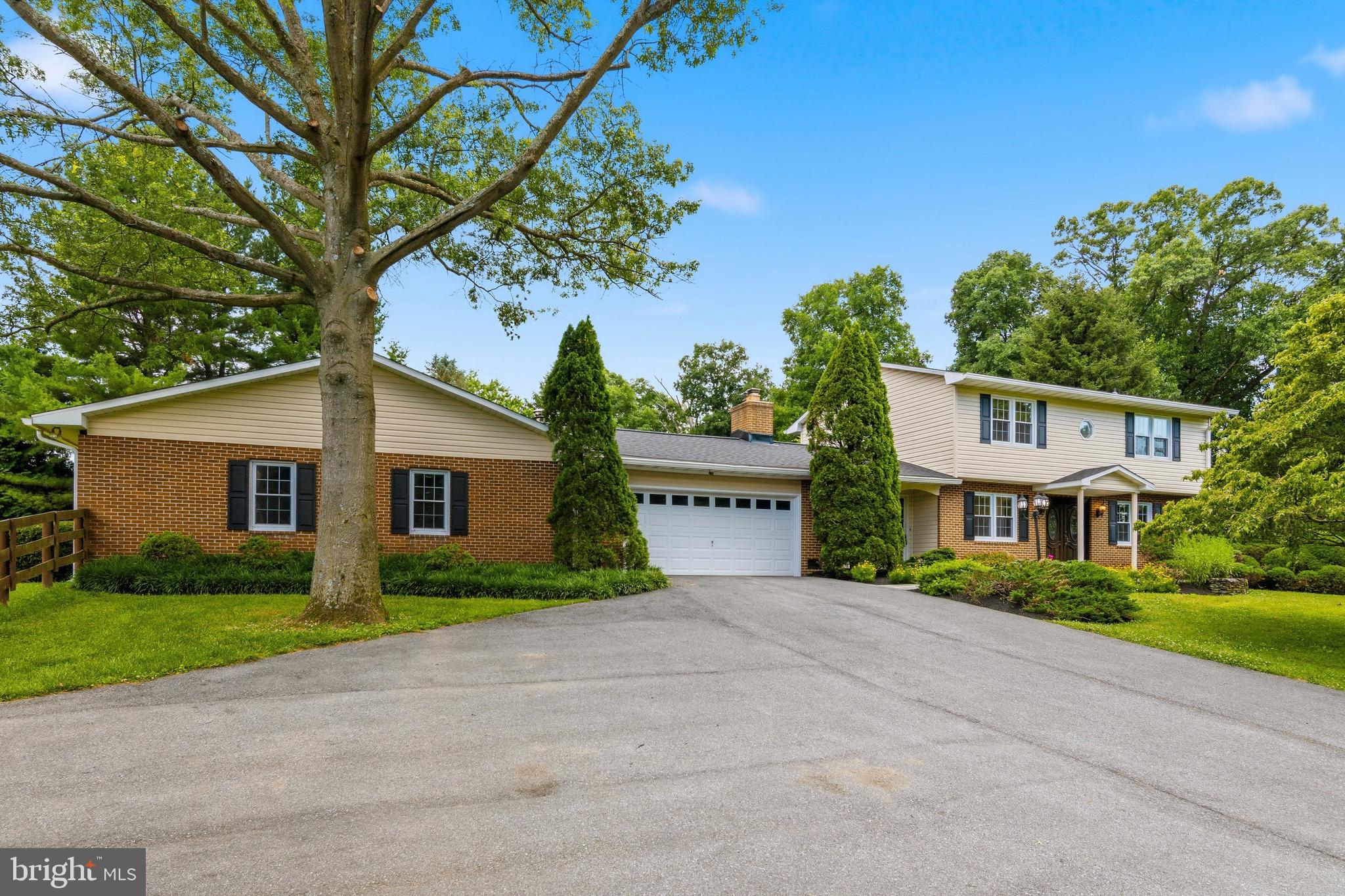 HUNTER GREEN - Residential