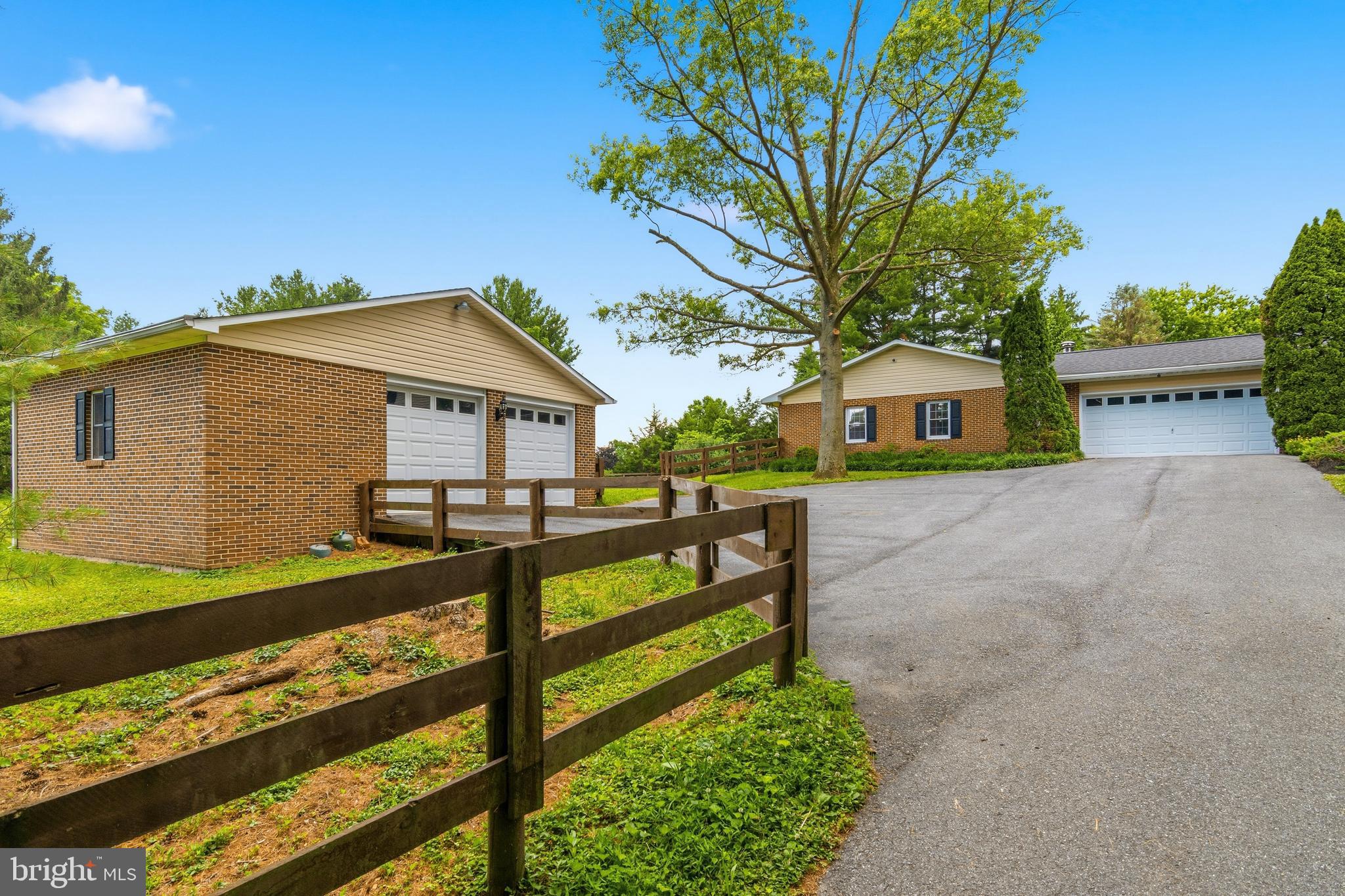 HUNTER GREEN - Residential