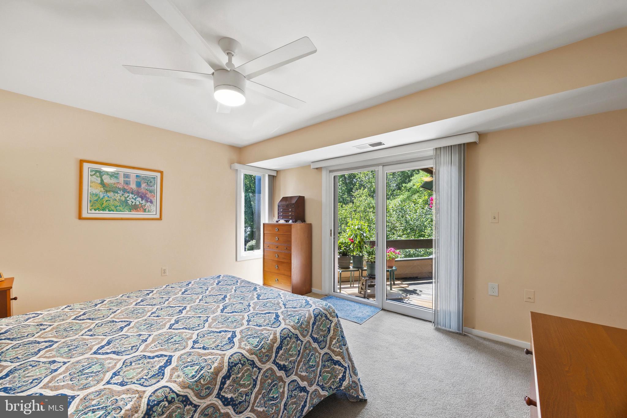 THE POINT CONDO - Residential