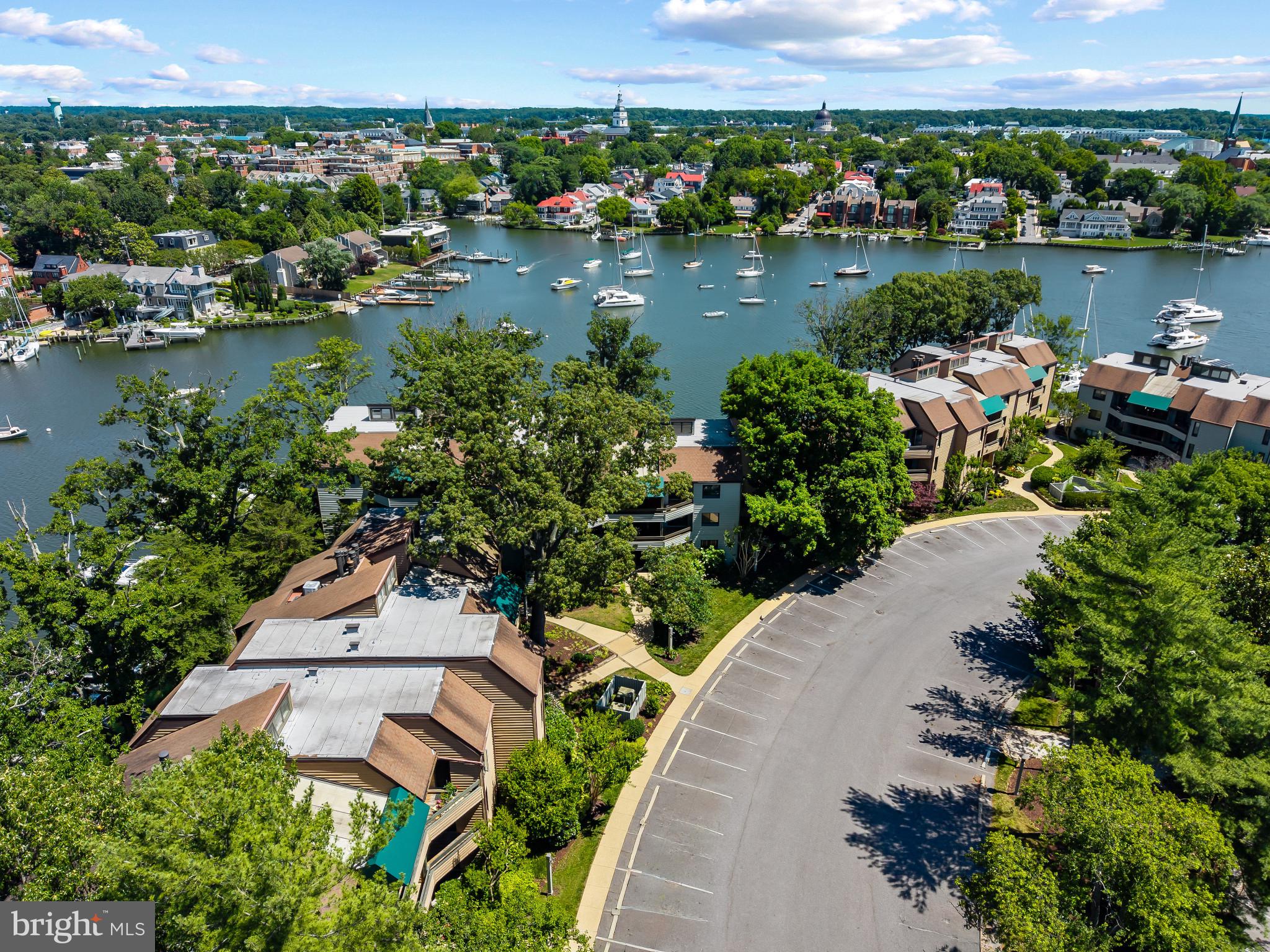 THE POINT CONDO - Residential