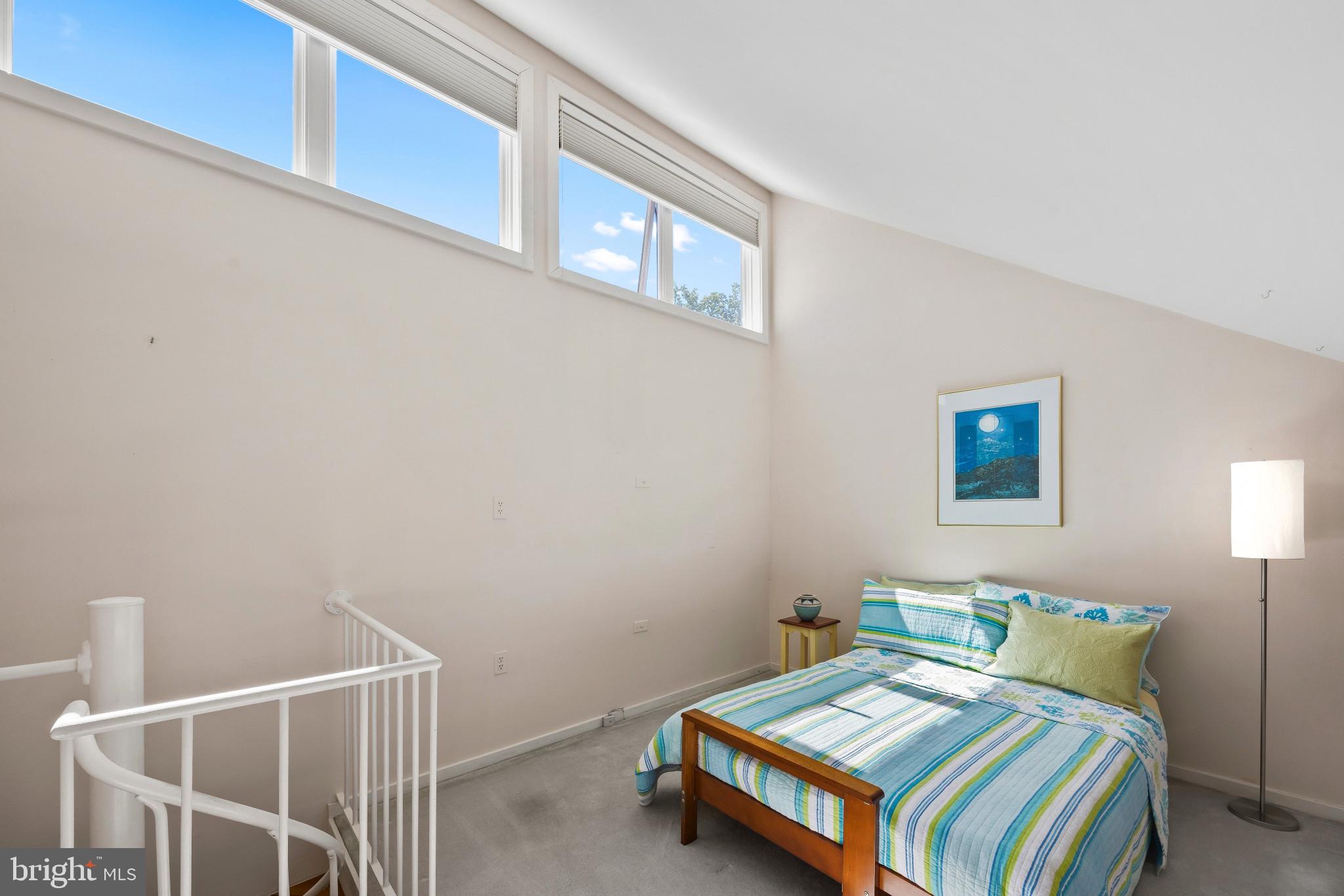 THE POINT CONDO - Residential