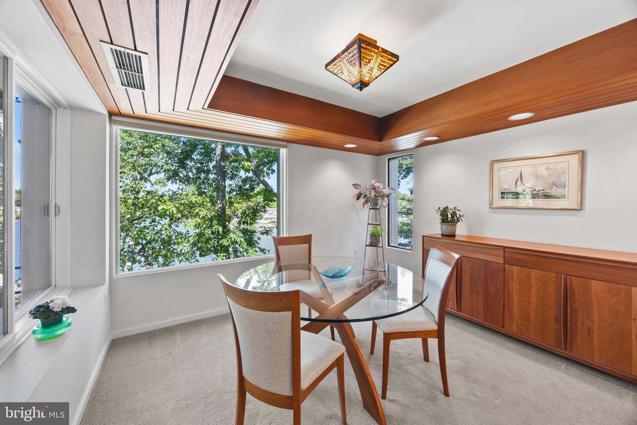 THE POINT CONDO - Residential