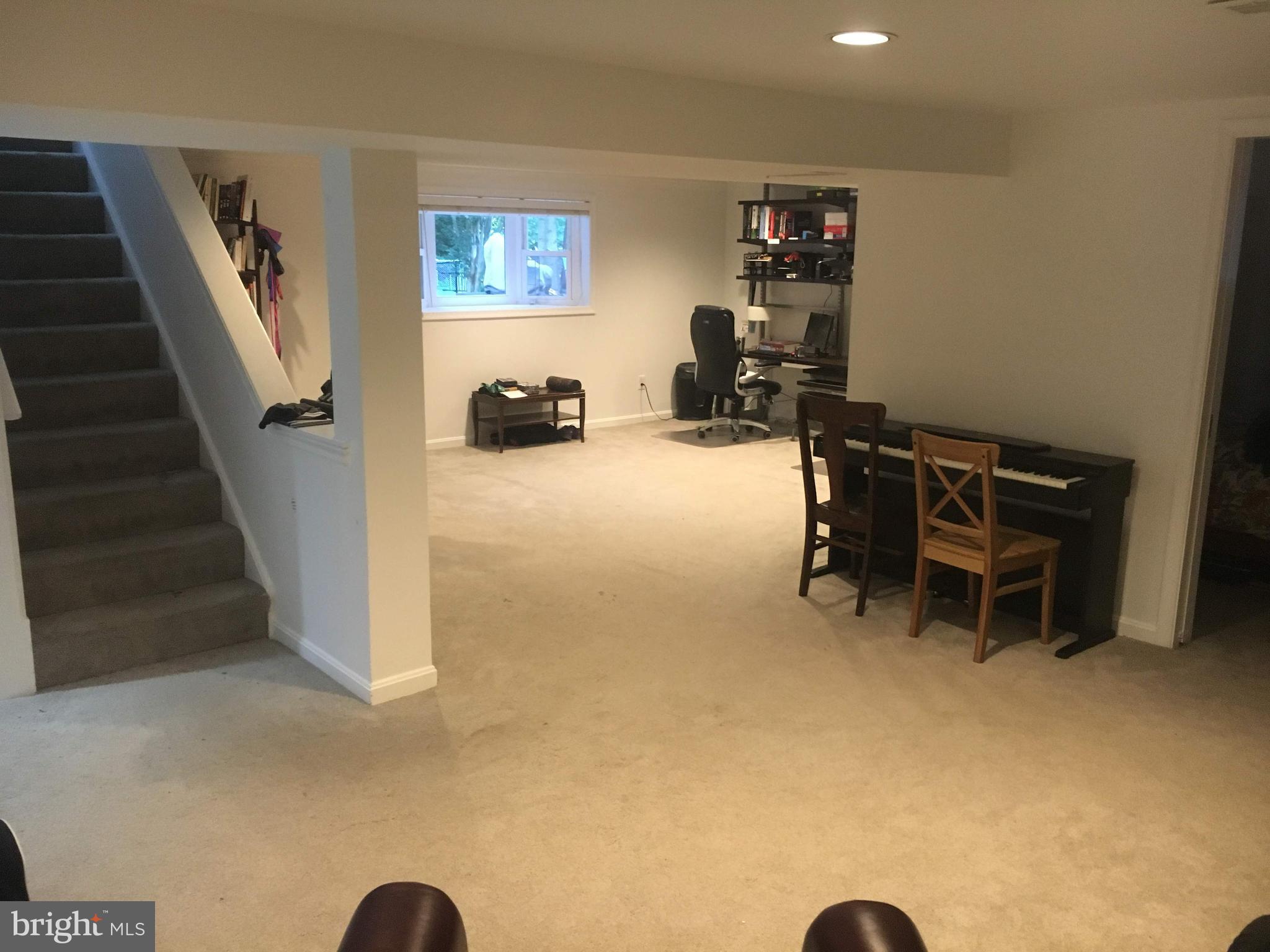 RANDOLPH HILLS - Residential Lease