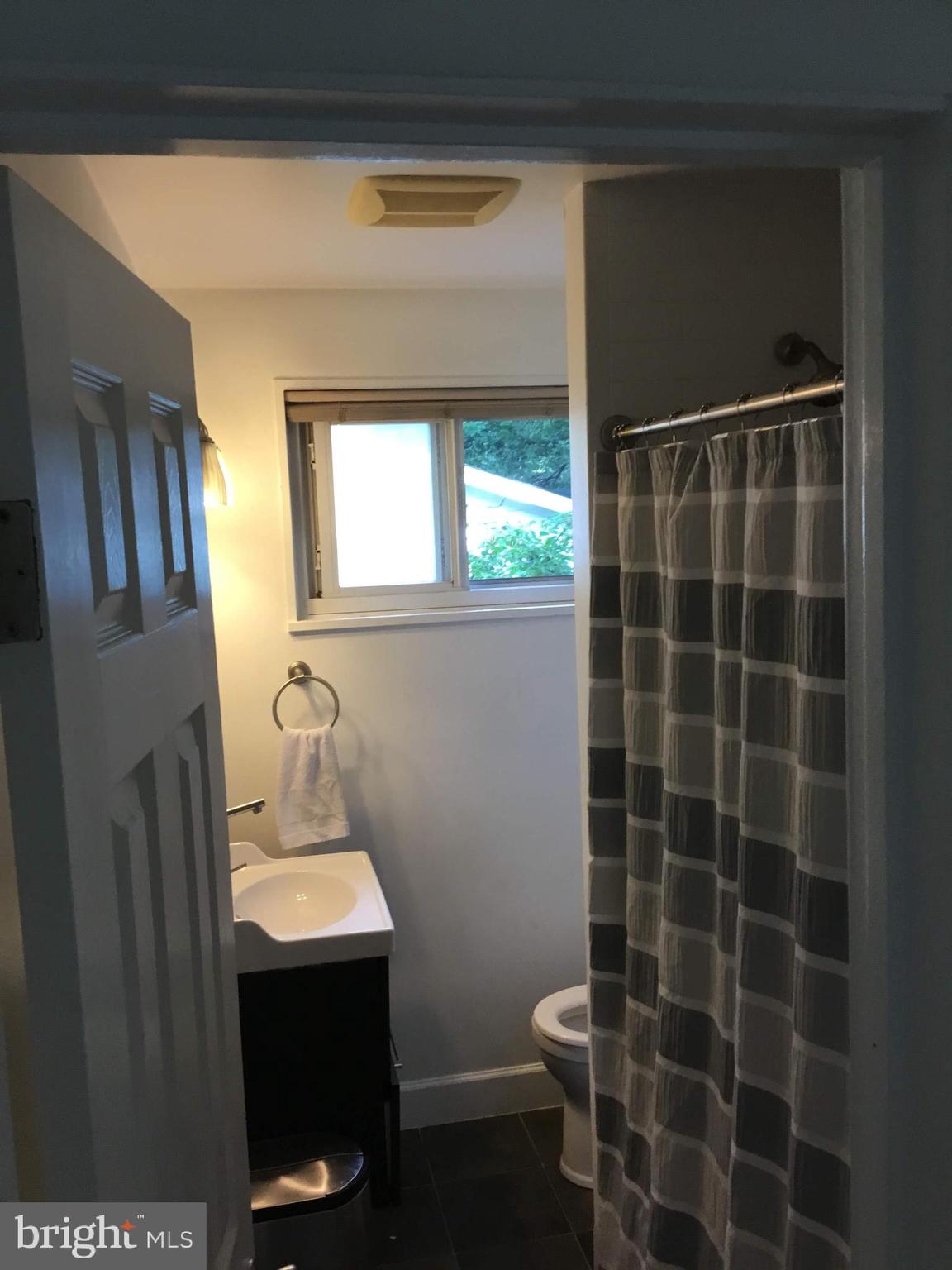 RANDOLPH HILLS - Residential Lease