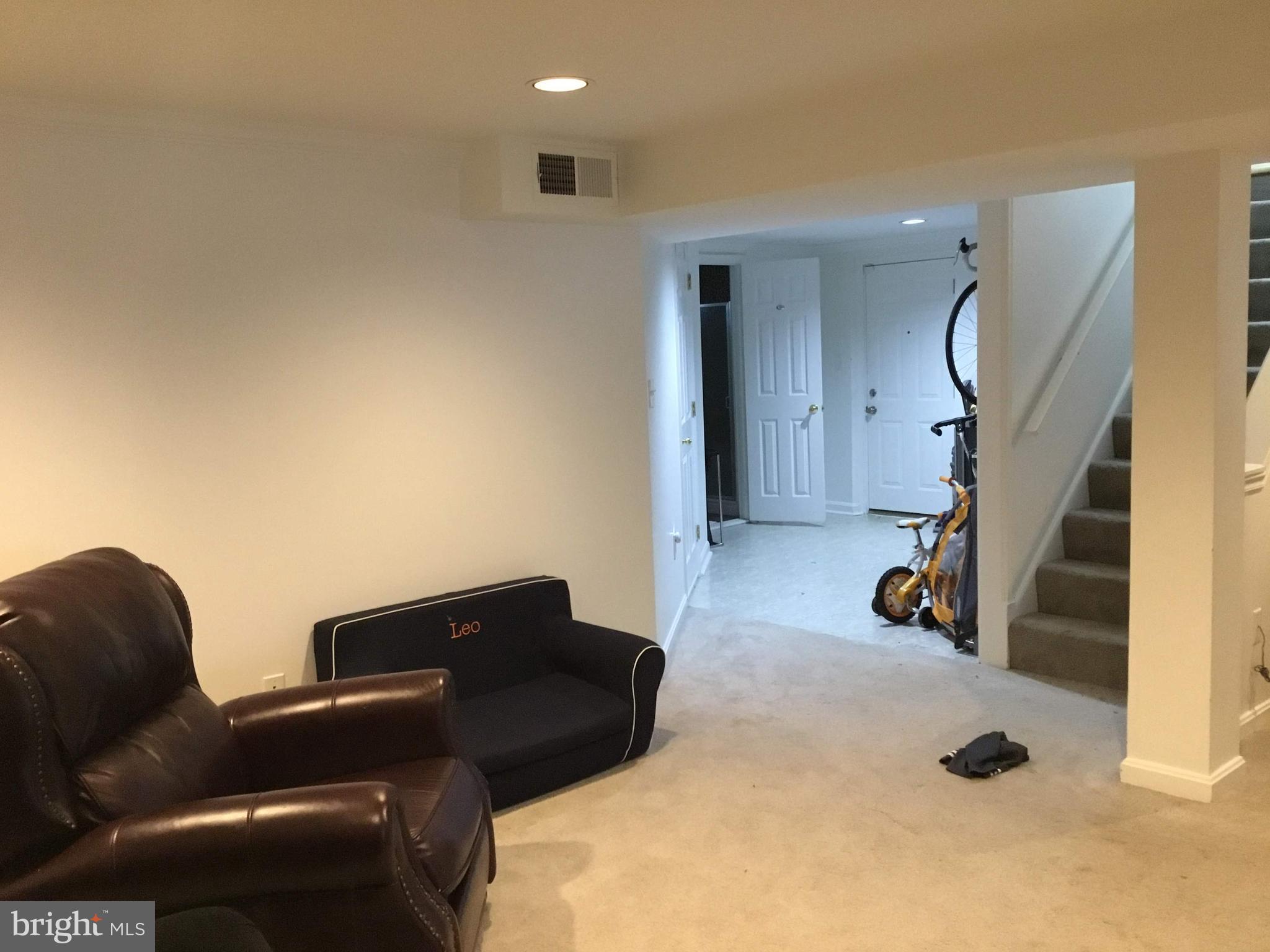 RANDOLPH HILLS - Residential Lease