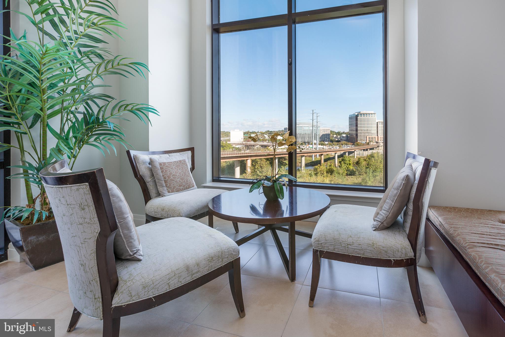 MIDTOWN ALEXANDRIA STATION CONDOMINIUM - Residential