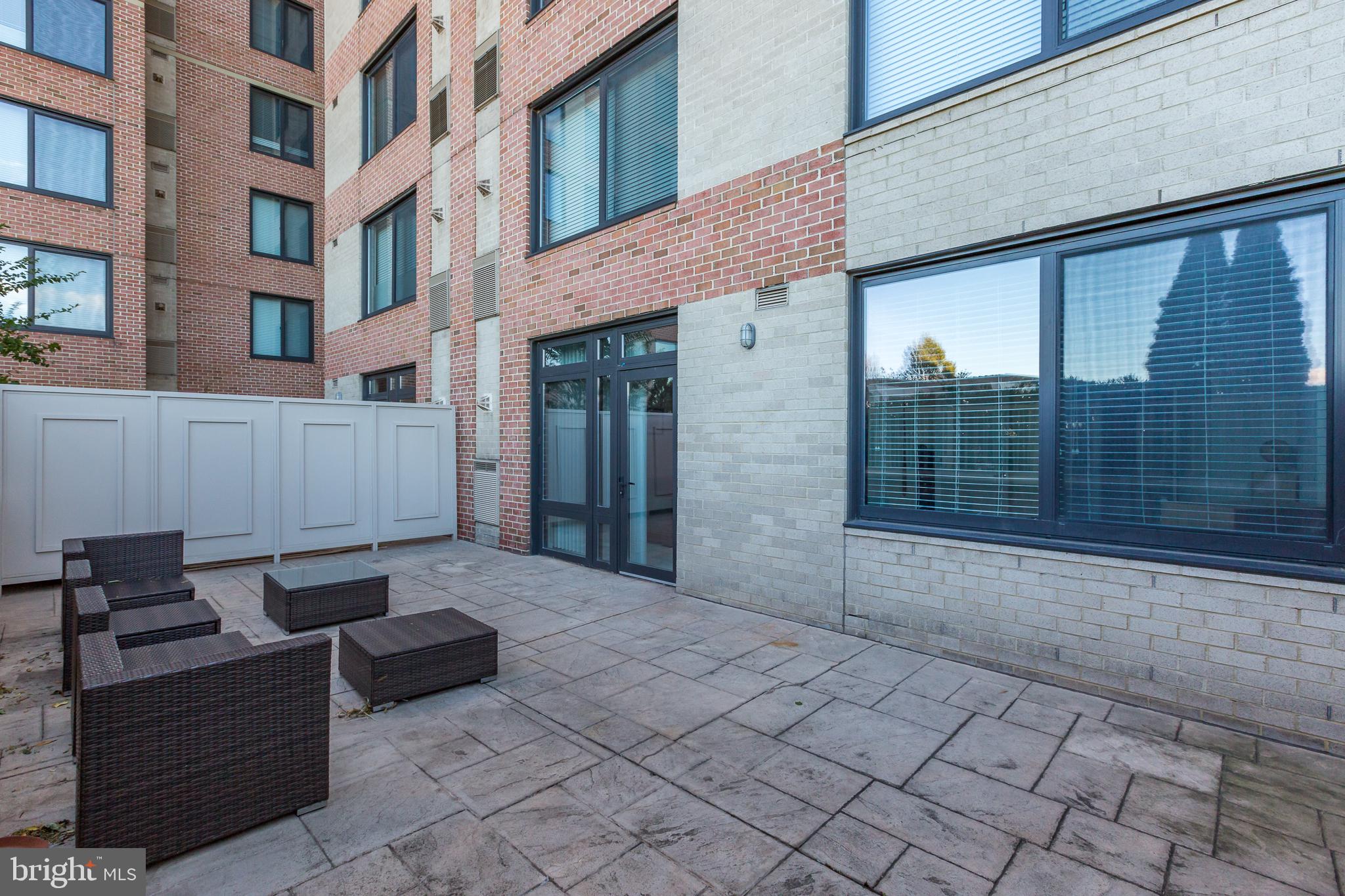 MIDTOWN ALEXANDRIA STATION CONDOMINIUM - Residential